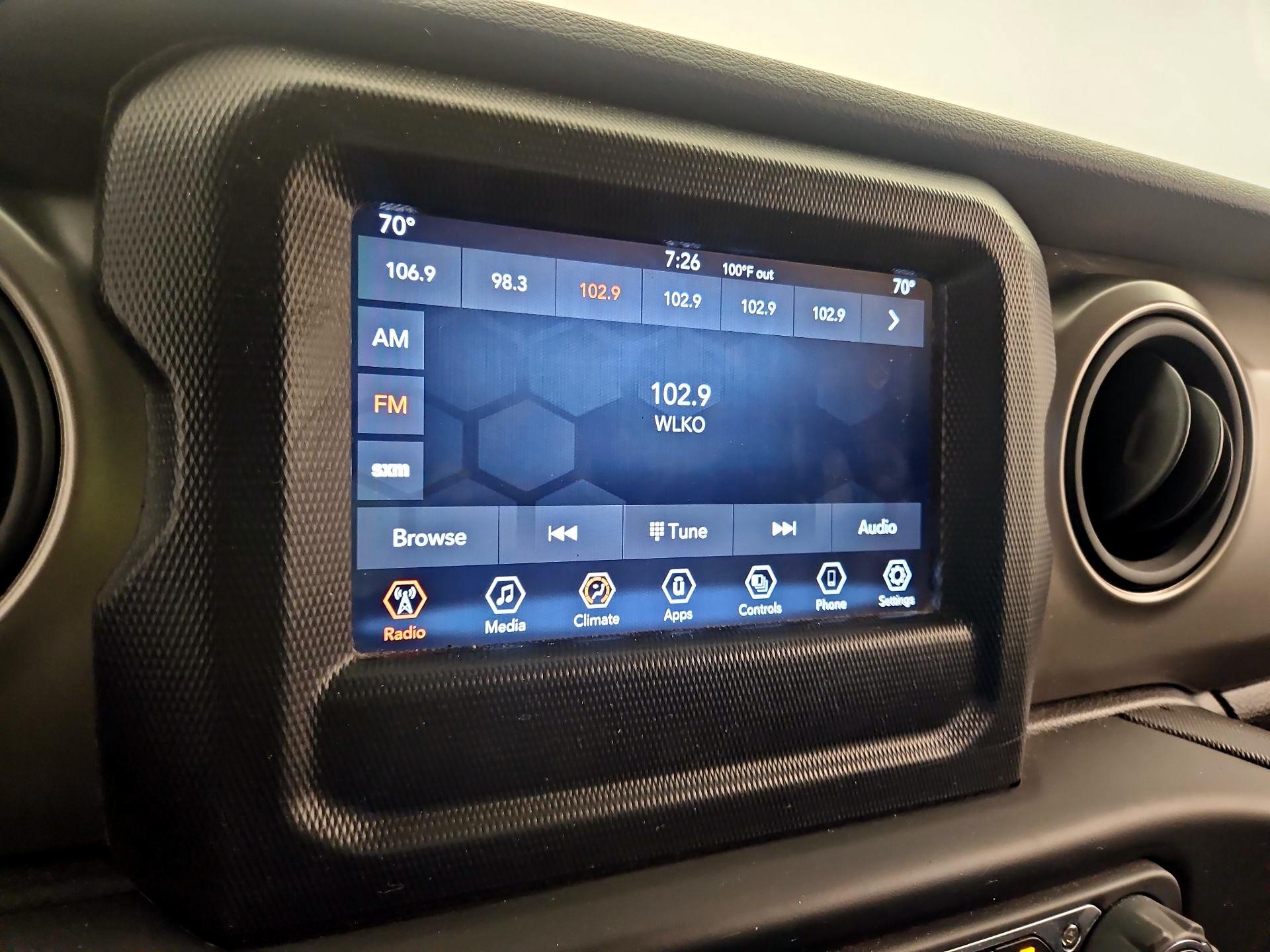 Thumbnail: 2021 Jeep Wrangler - 15