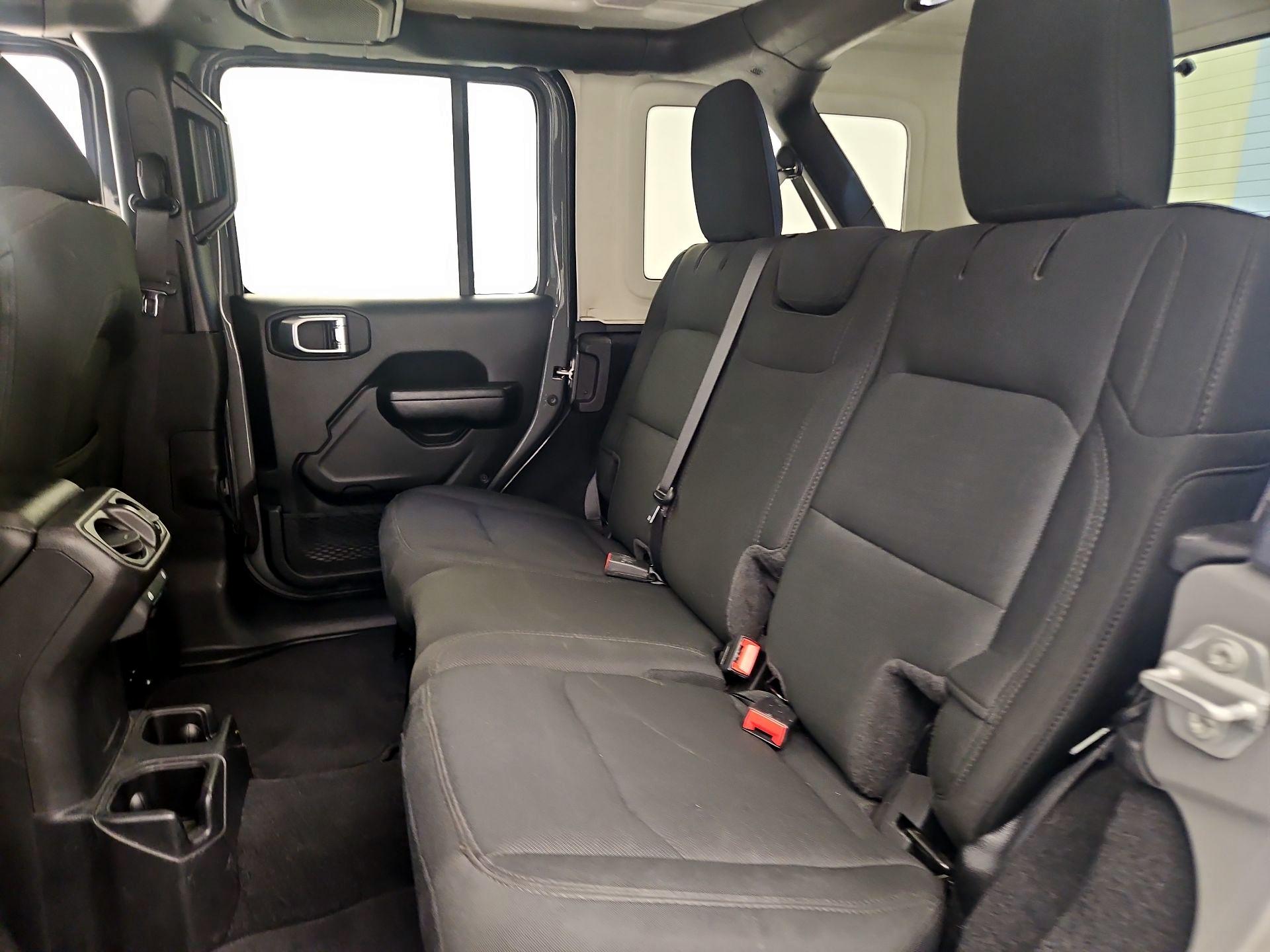 Thumbnail: 2021 Jeep Wrangler - 19