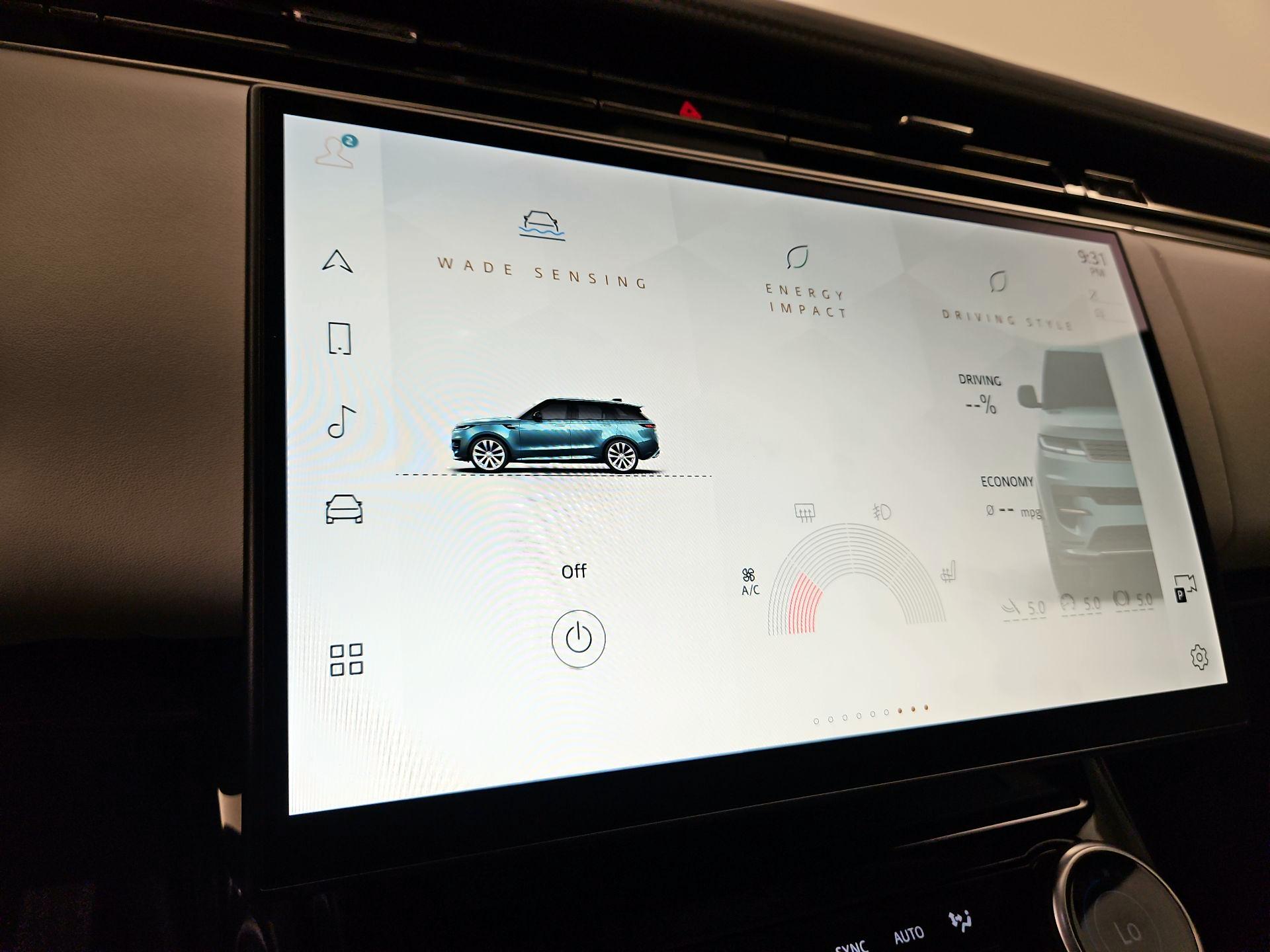 Thumbnail: 2023 Land Rover Range Rover Sport - 16