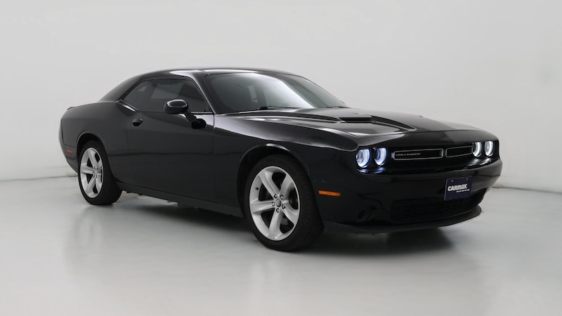 2015 Dodge Challenger SXT Hero Image