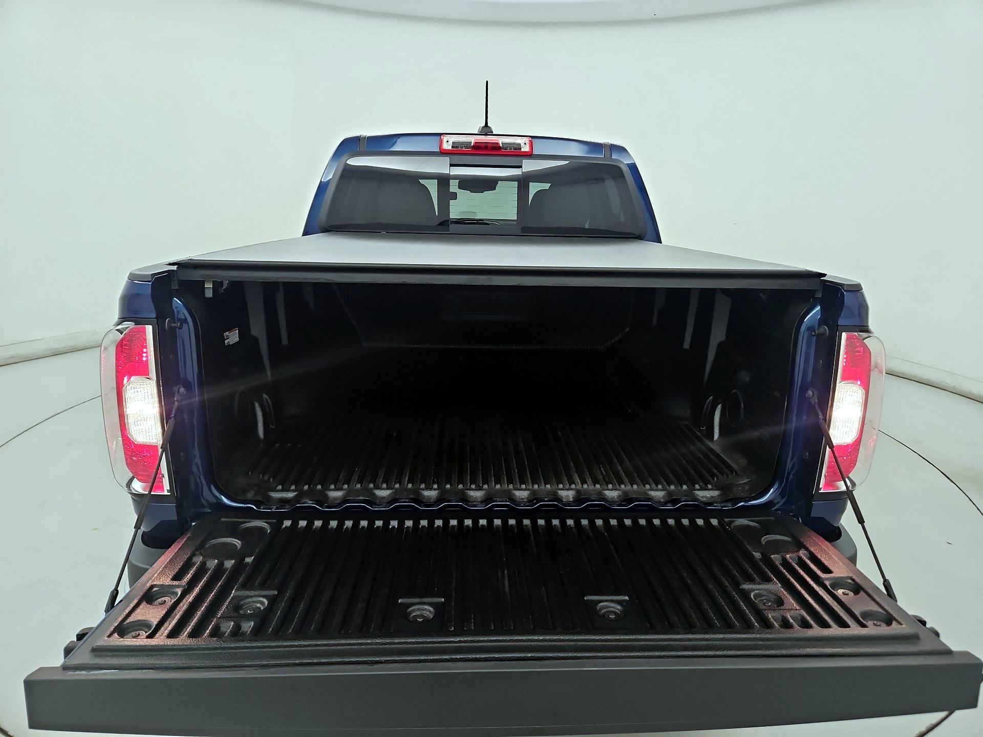 Thumbnail: 2020 GMC Canyon - 20