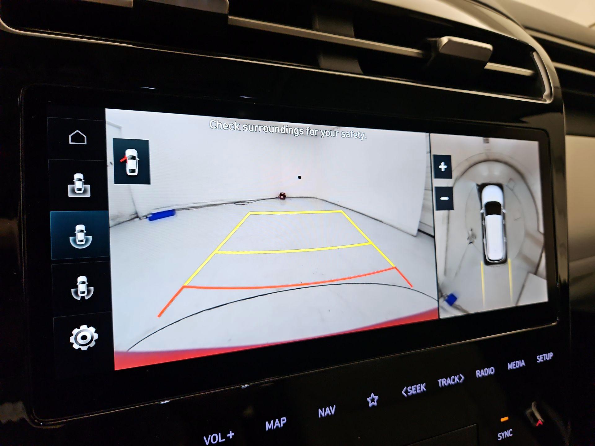 Thumbnail: 2023 Hyundai Santa Fe - 15