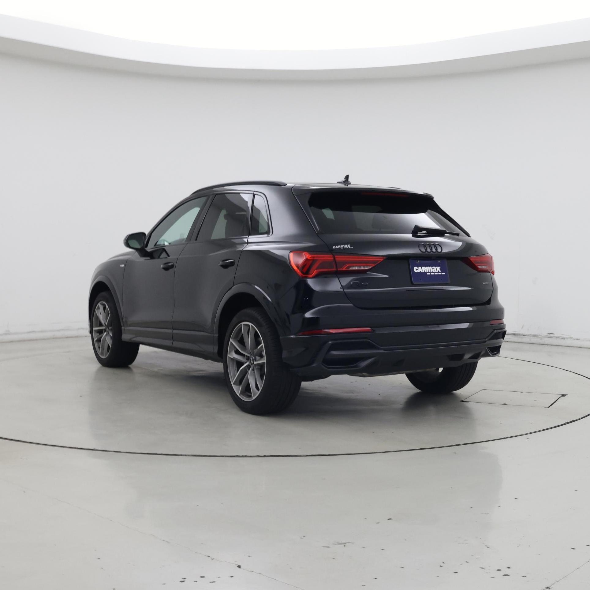 Thumbnail: 2022 Audi Q3 - 2