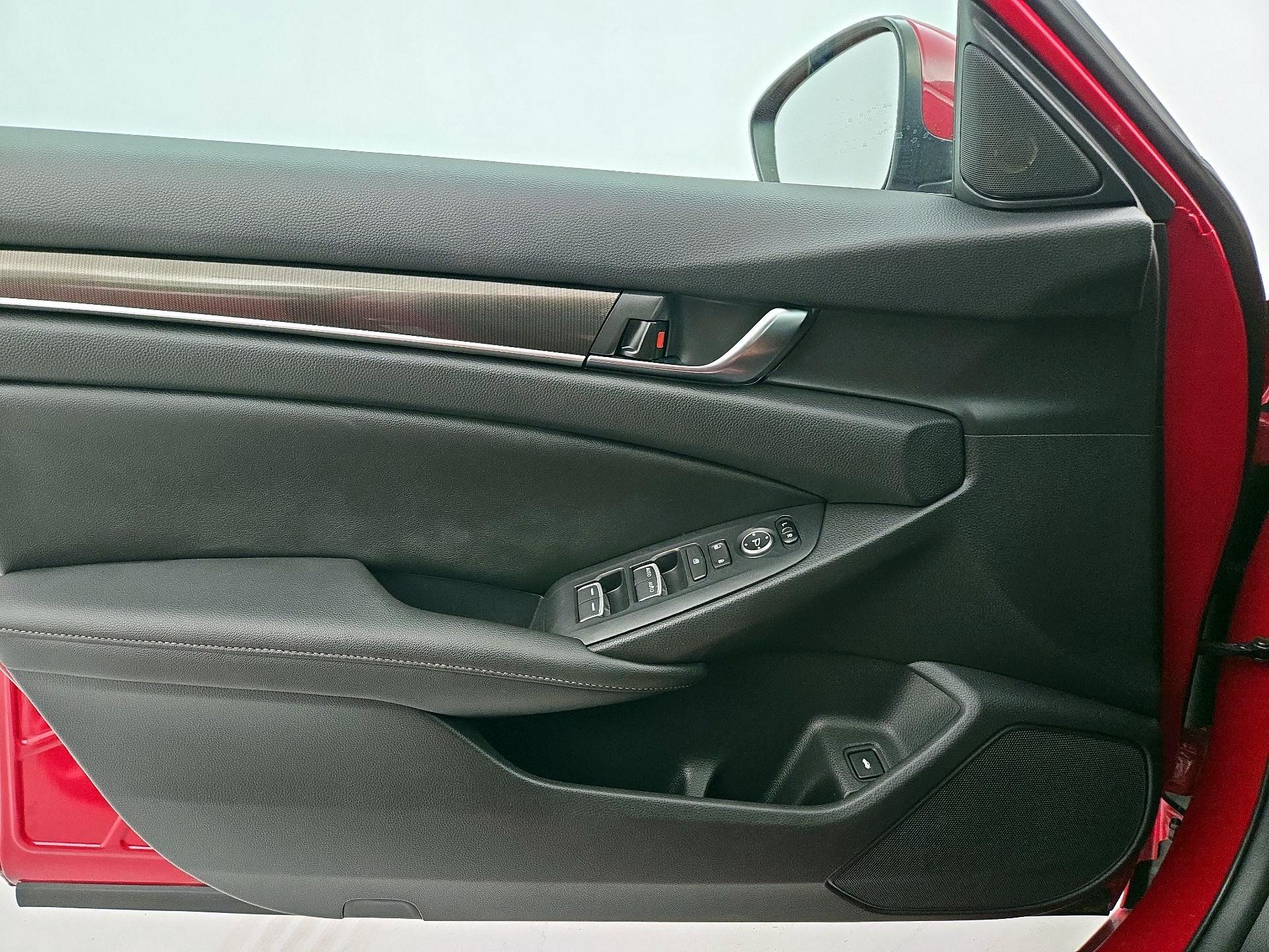 Thumbnail: 2020 Honda Accord - 12