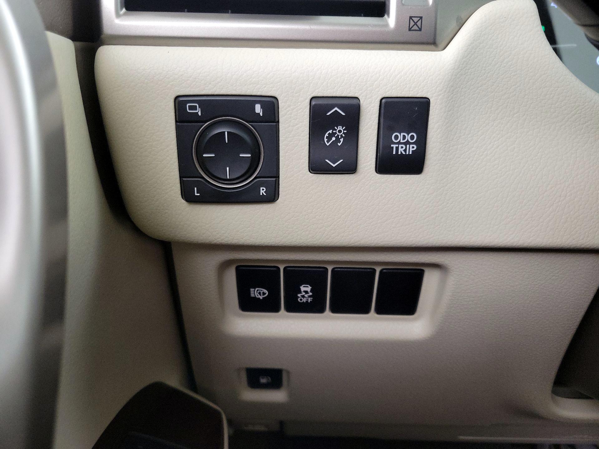 Thumbnail: 2019 Lexus GX - 13