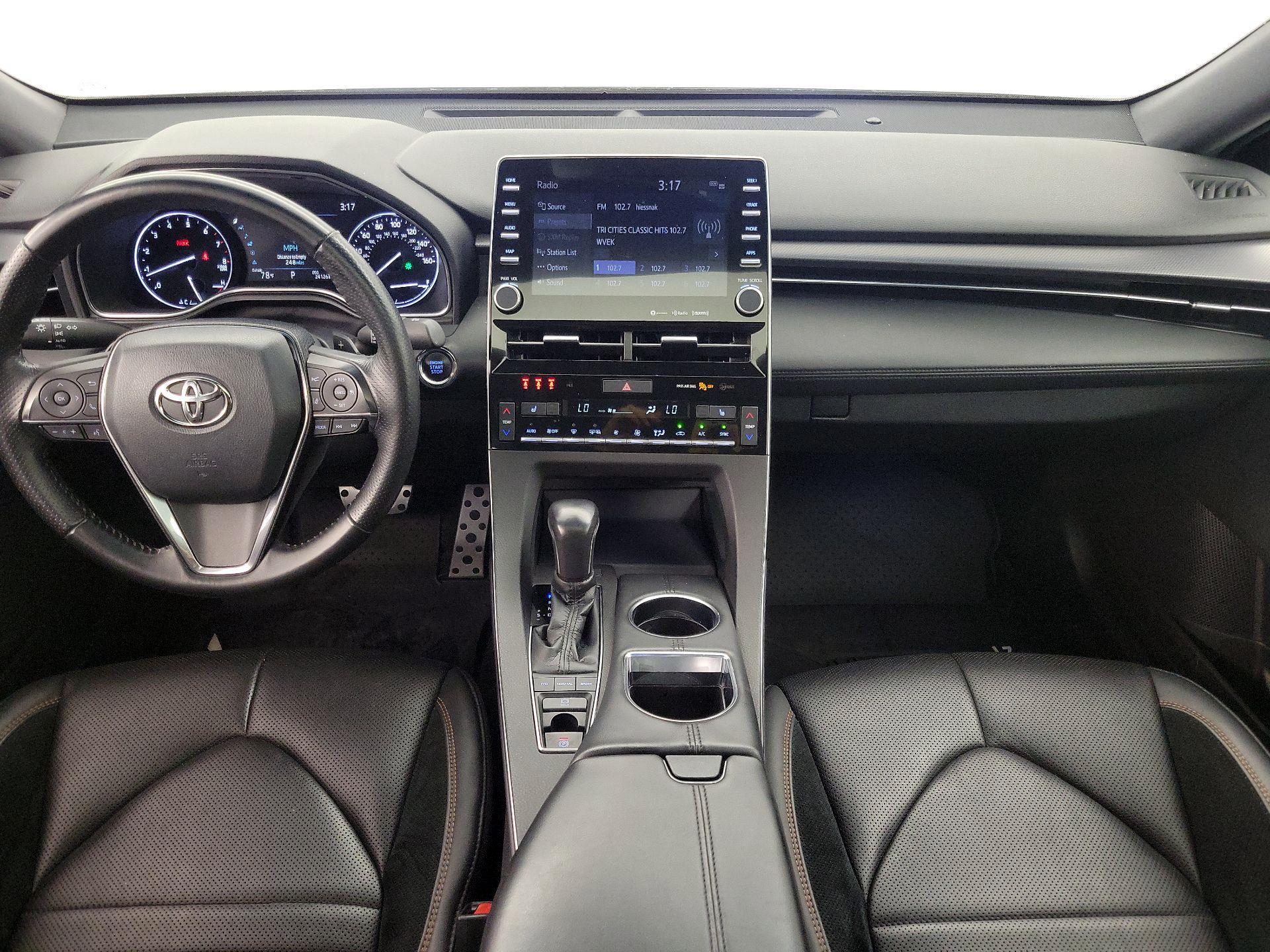 Thumbnail: 2021 Toyota Avalon - 9
