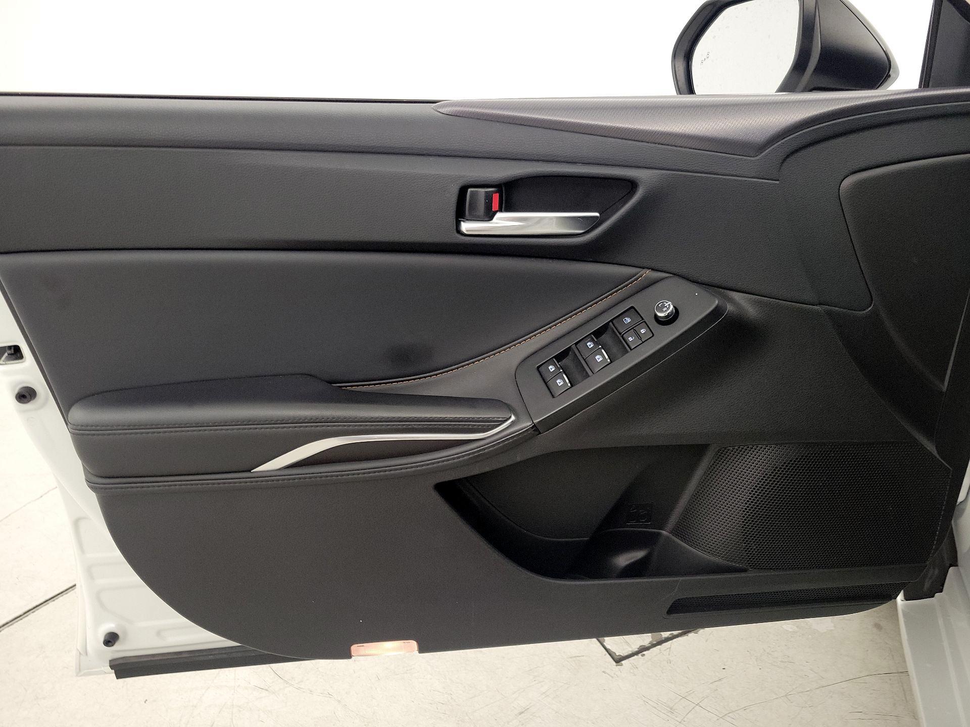 Thumbnail: 2021 Toyota Avalon - 12