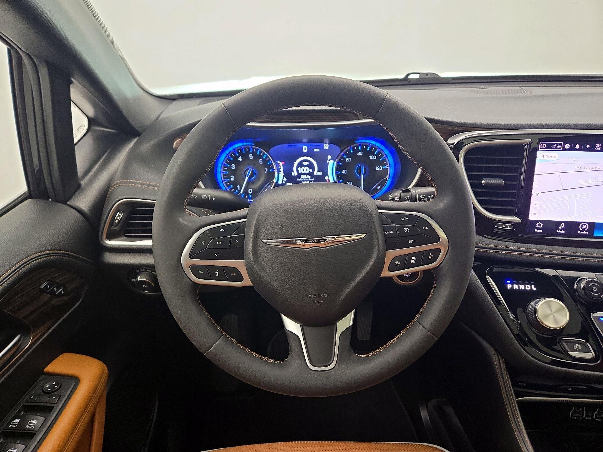Thumbnail: 2022 Chrysler Pacifica - 10