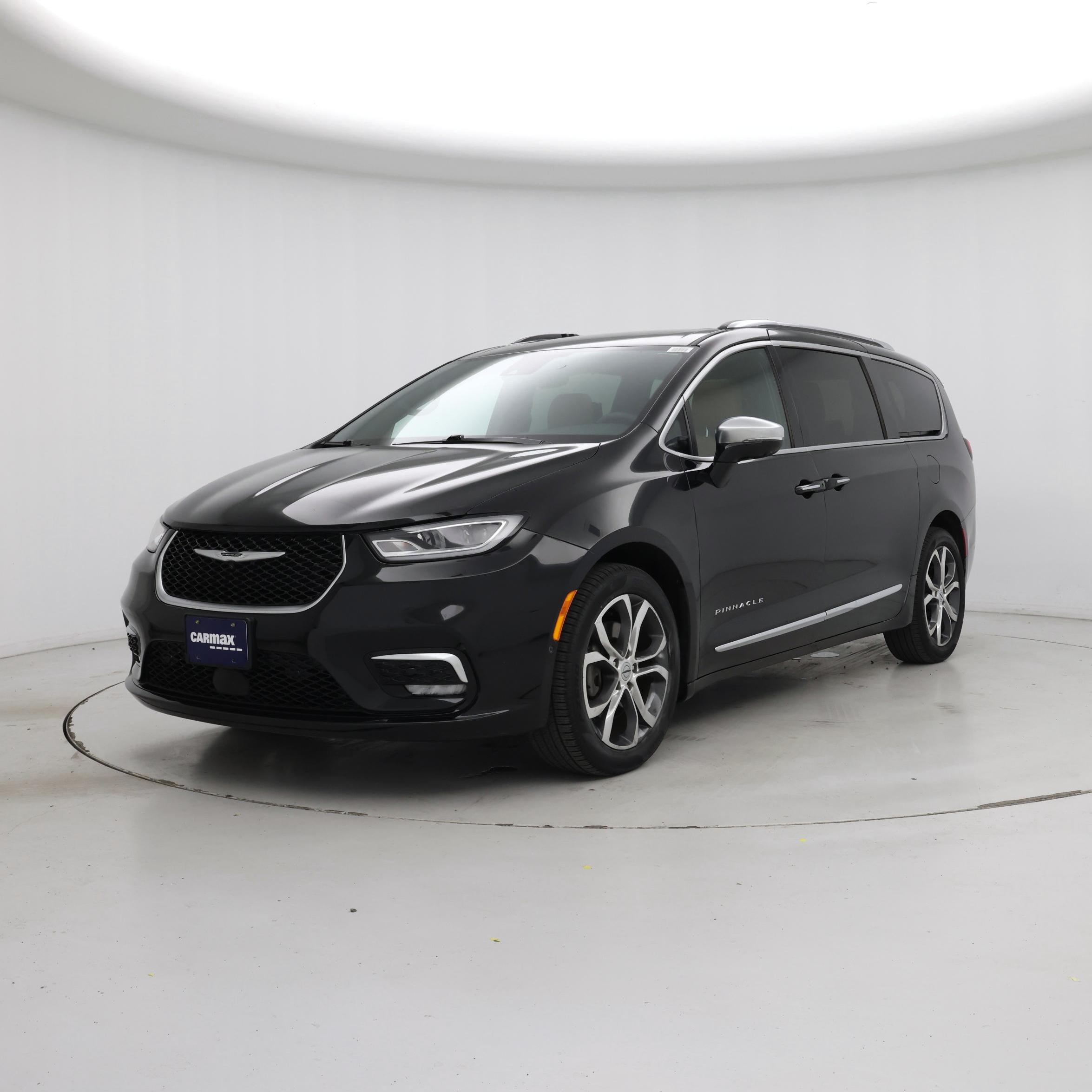Thumbnail: 2022 Chrysler Pacifica - 4