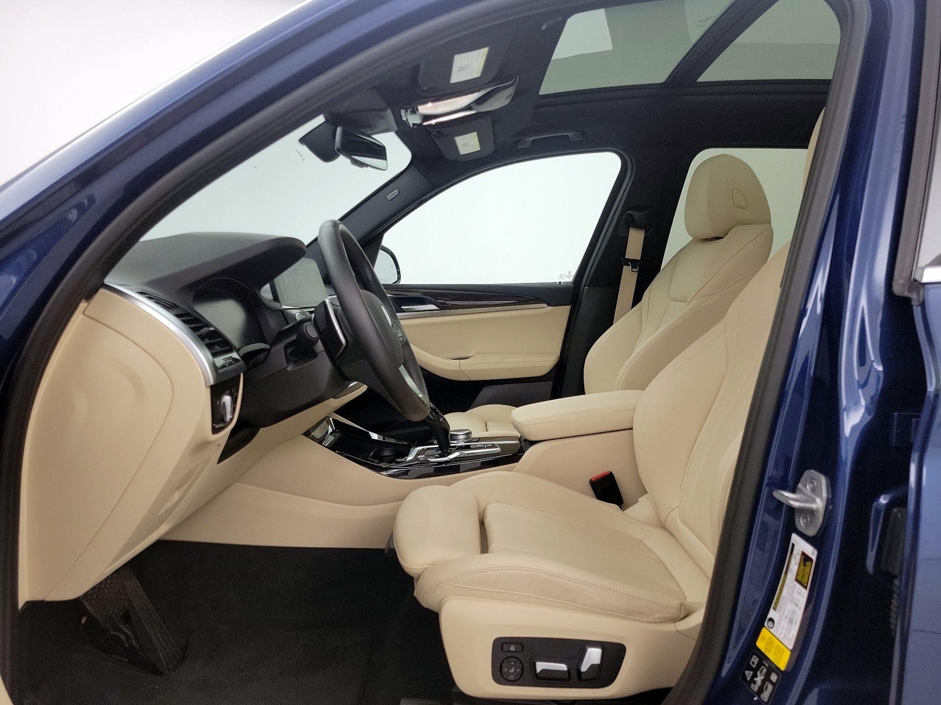 Thumbnail: 2021 BMW X3 - 11