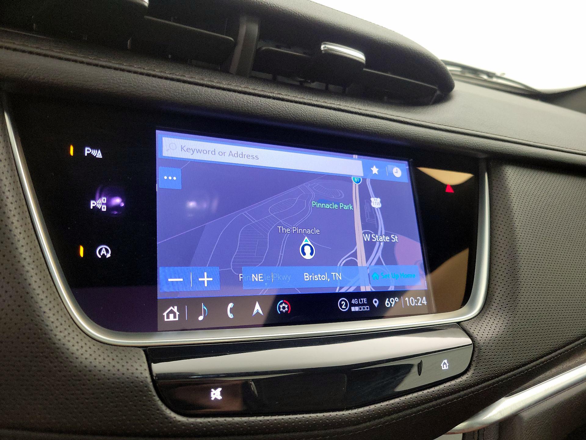 Thumbnail: 2024 Cadillac XT5 - 14