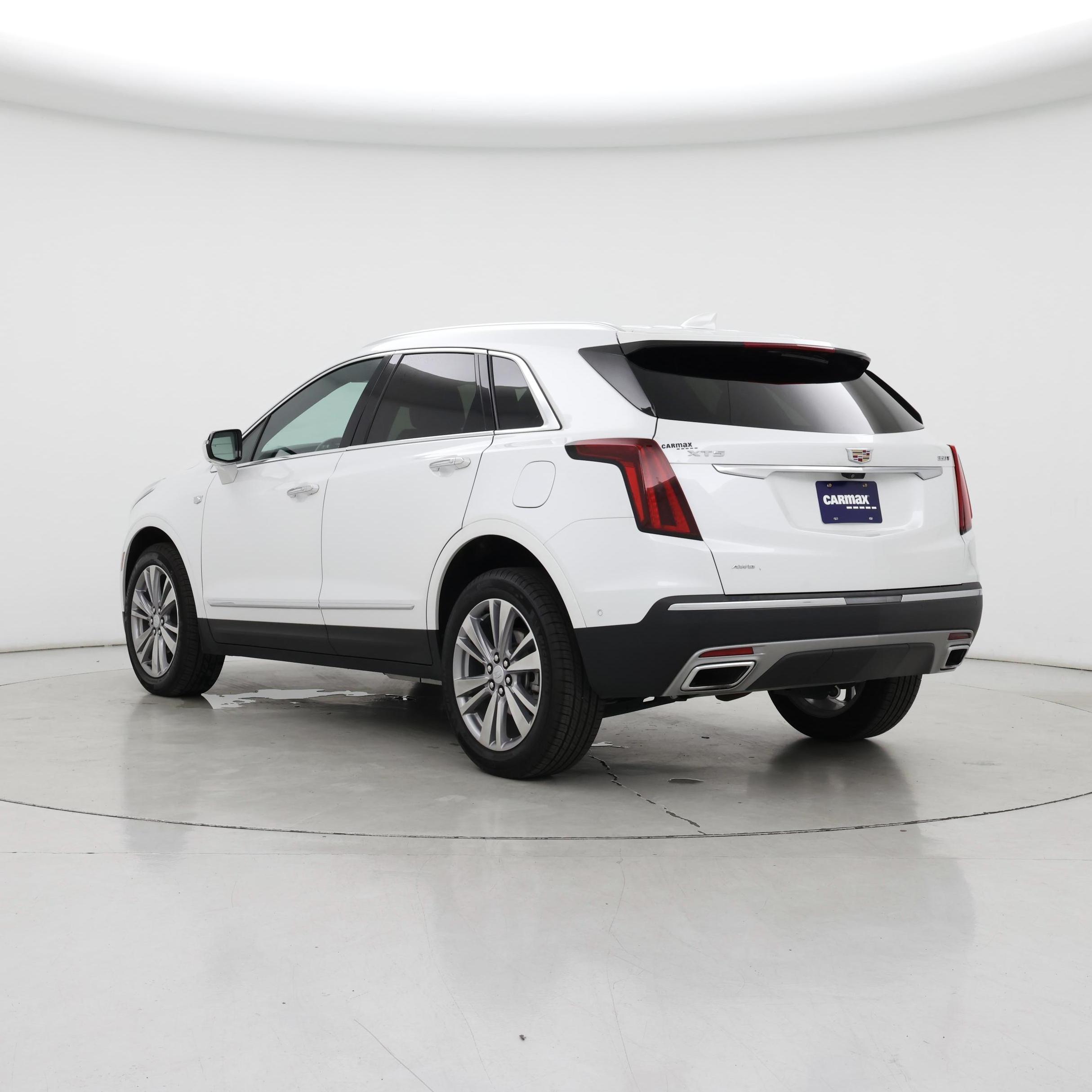Thumbnail: 2024 Cadillac XT5 - 2