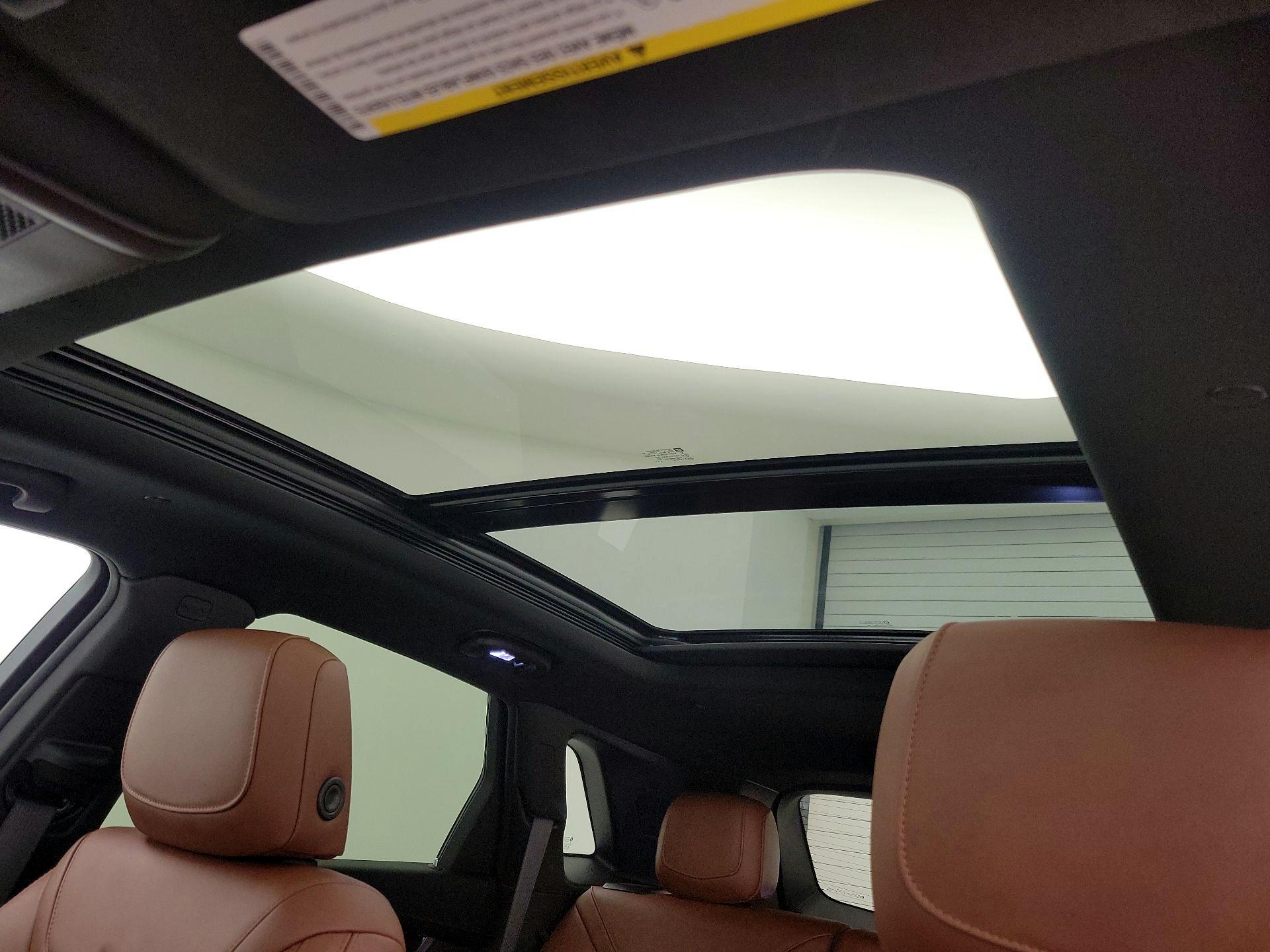 Thumbnail: 2024 Cadillac XT5 - 20