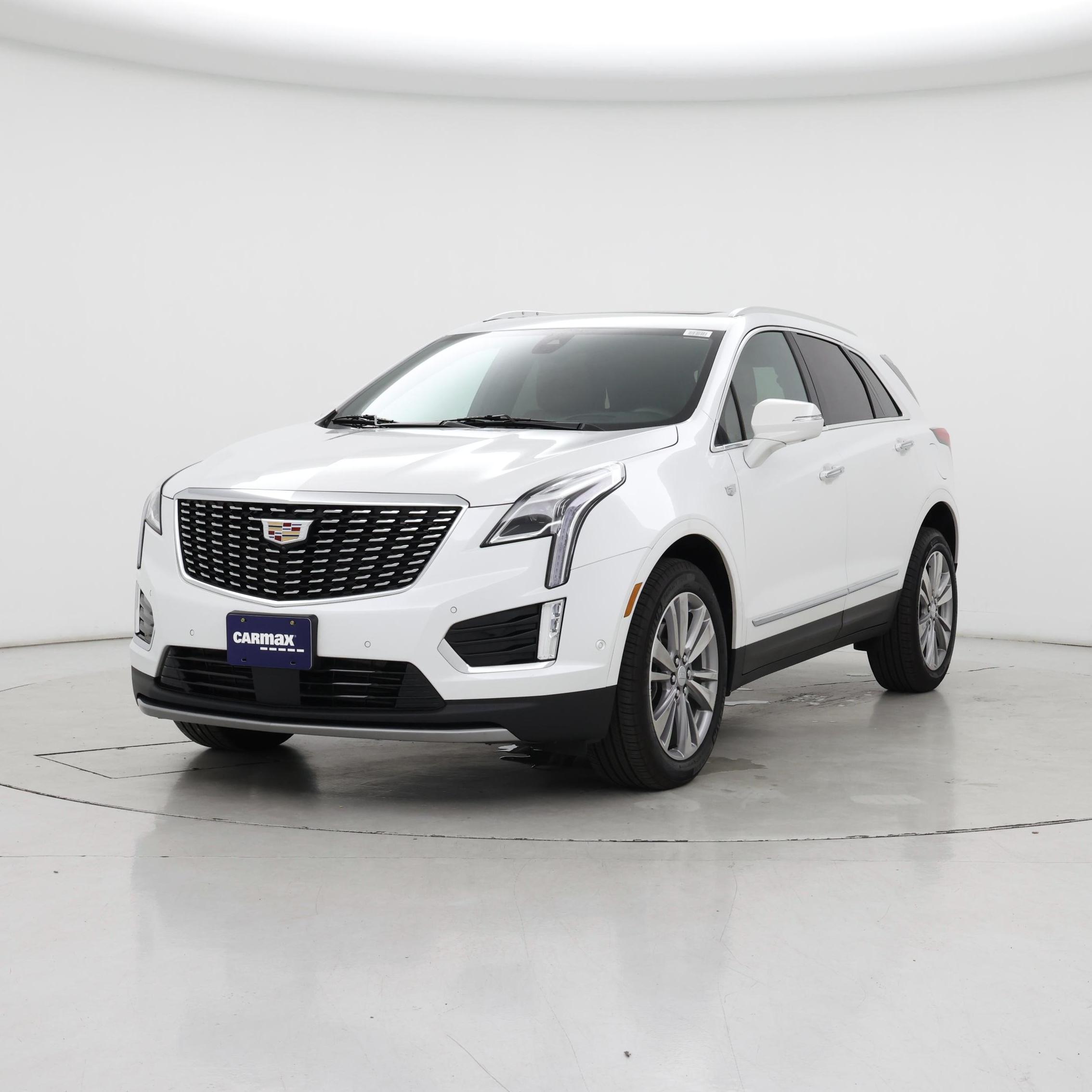 Thumbnail: 2024 Cadillac XT5 - 4