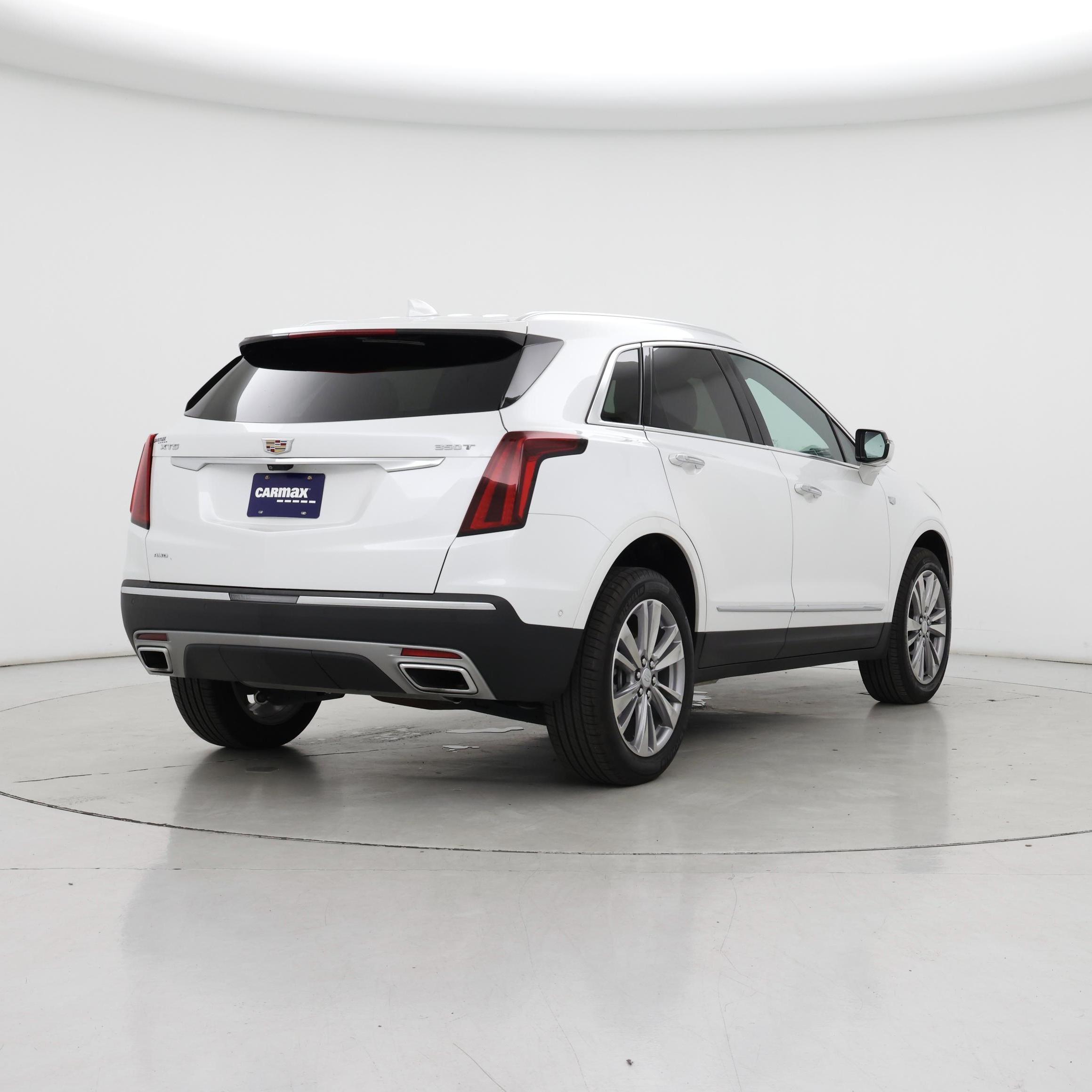 Thumbnail: 2024 Cadillac XT5 - 8