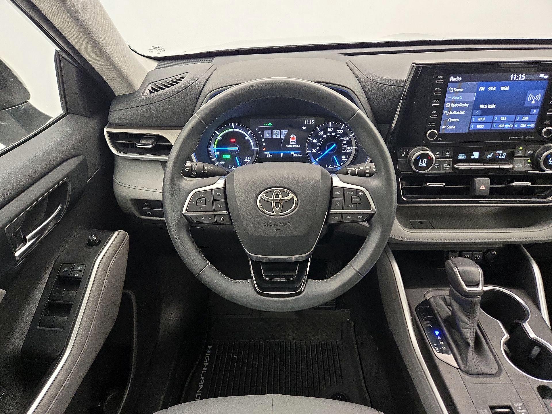 Thumbnail: 2020 Toyota Highlander - 10