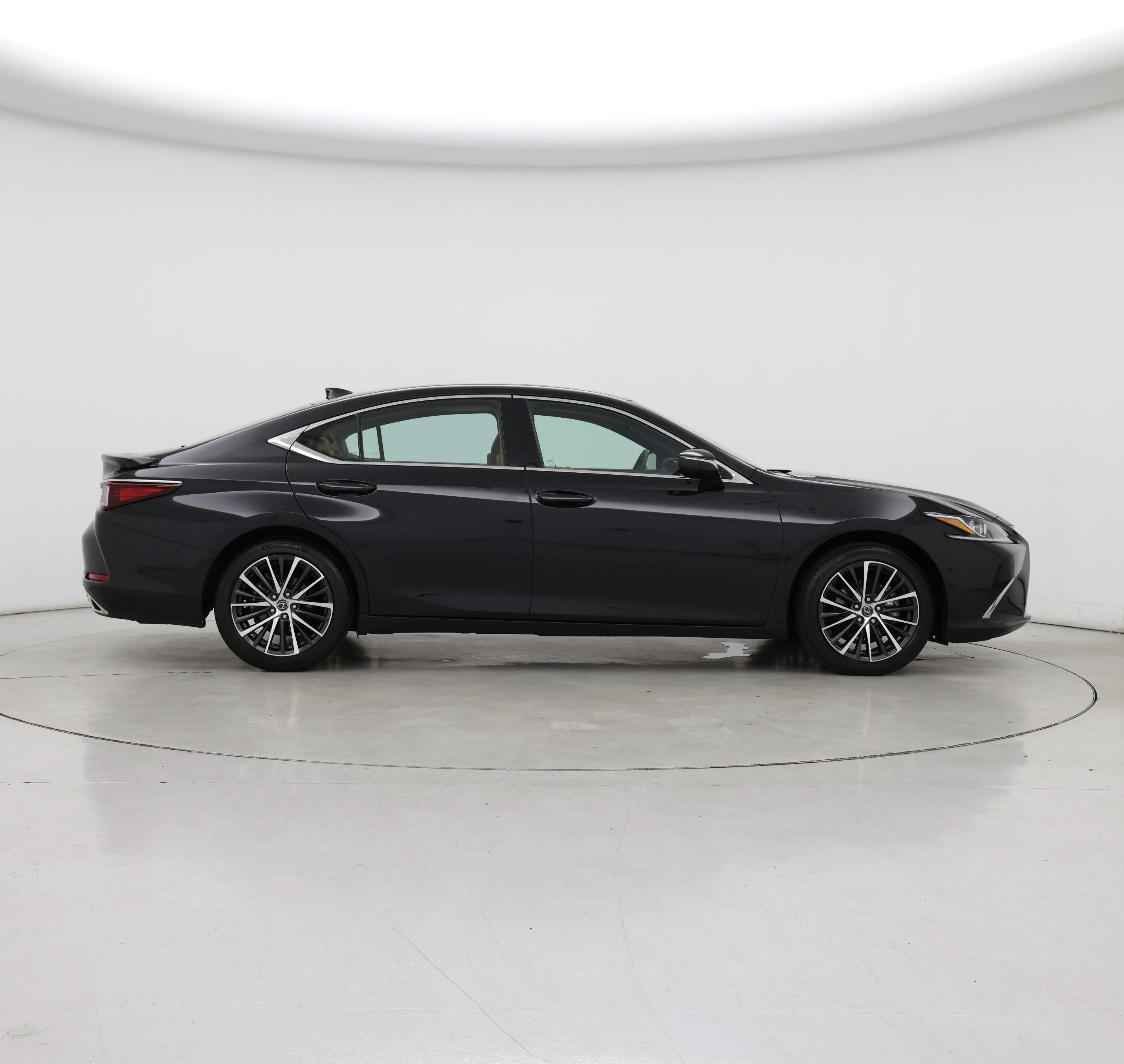 Thumbnail: 2024 Lexus ES - 7