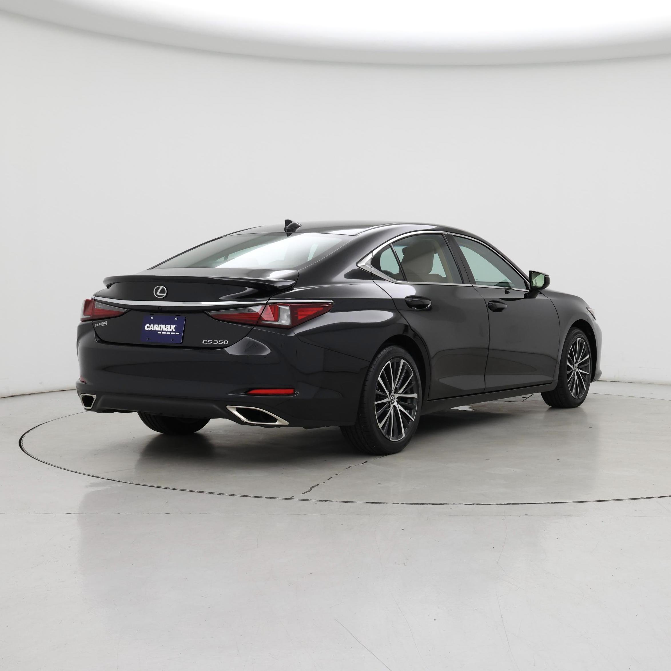 Thumbnail: 2024 Lexus ES - 8