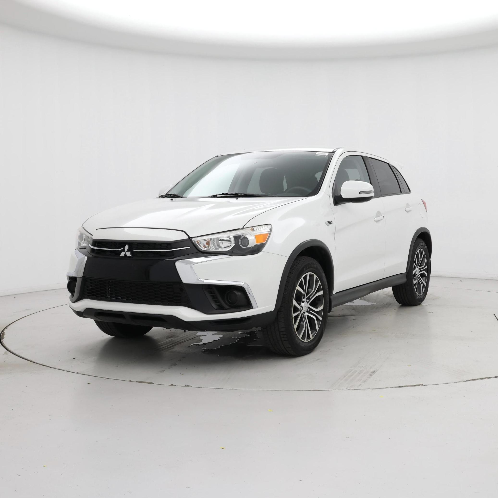 Thumbnail: 2019 Mitsubishi Outlander Sport - 4