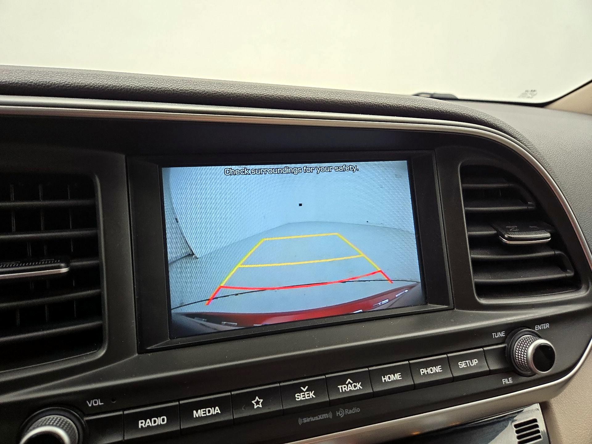 Thumbnail: 2020 Hyundai Elantra - 14
