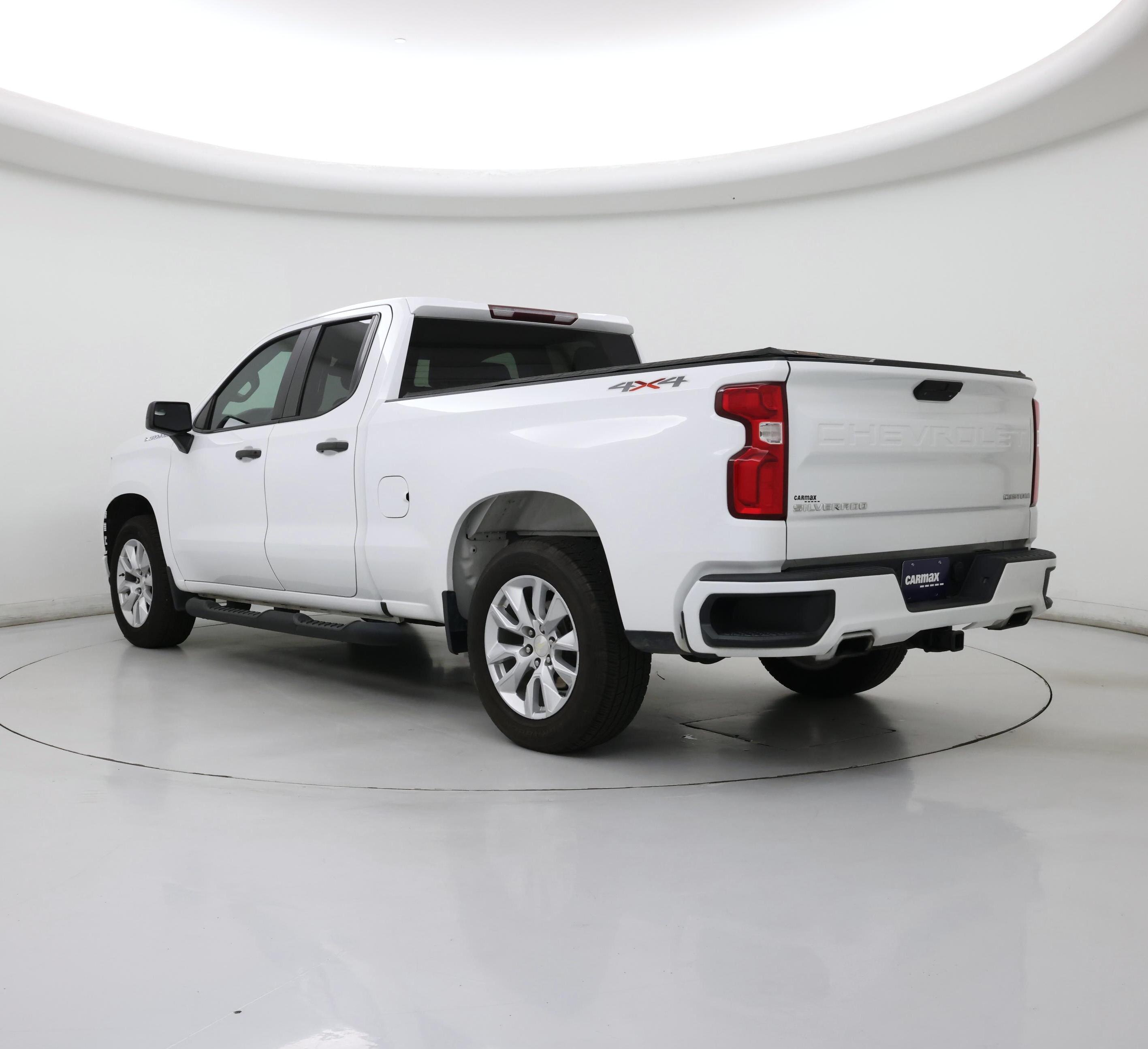 Thumbnail: 2019 Chevrolet Silverado 1500 - 2