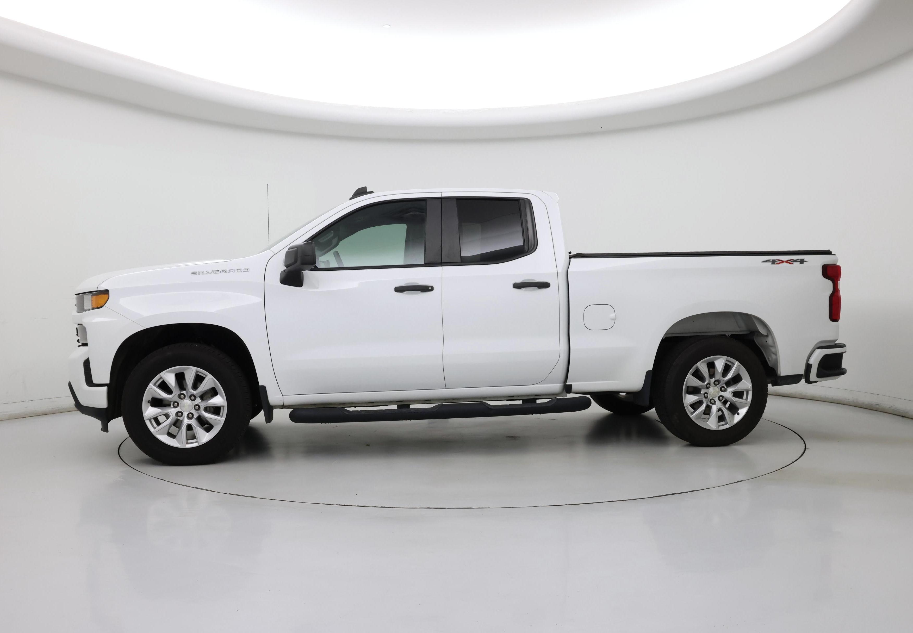 Thumbnail: 2019 Chevrolet Silverado 1500 - 3