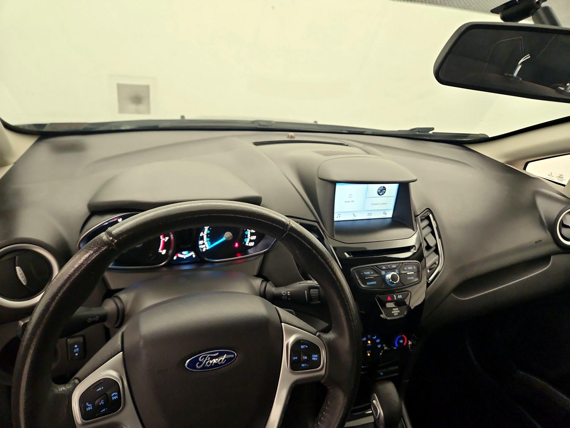 Thumbnail: 2016 Ford Fiesta - 9