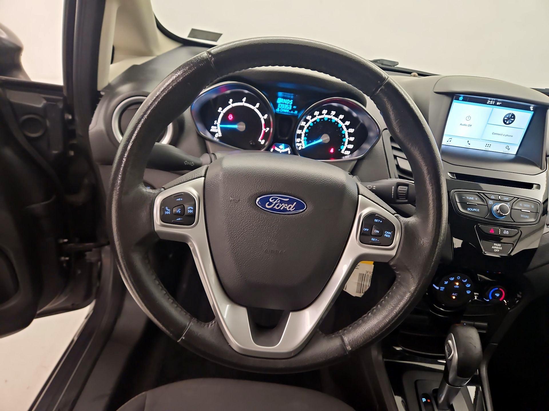 Thumbnail: 2016 Ford Fiesta - 10