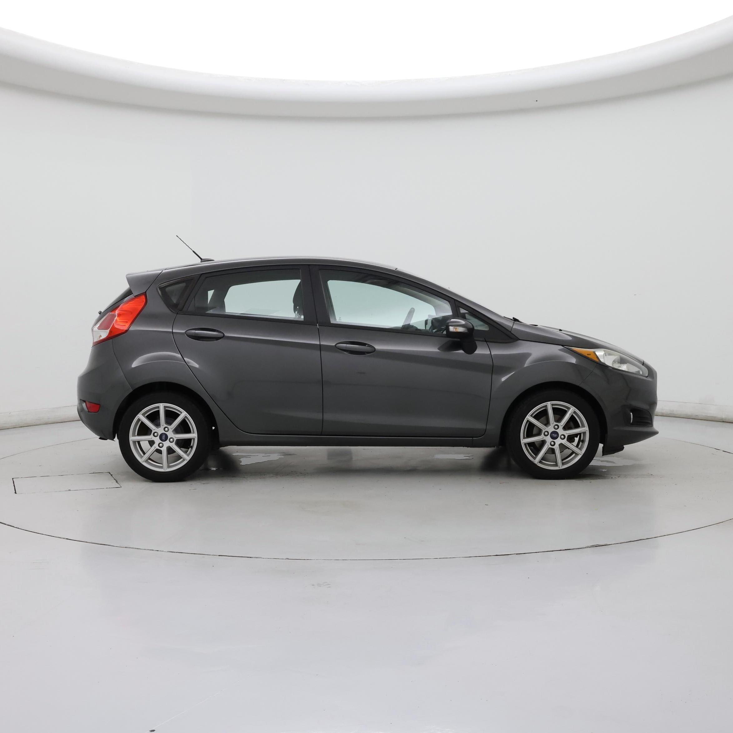 Thumbnail: 2016 Ford Fiesta - 7