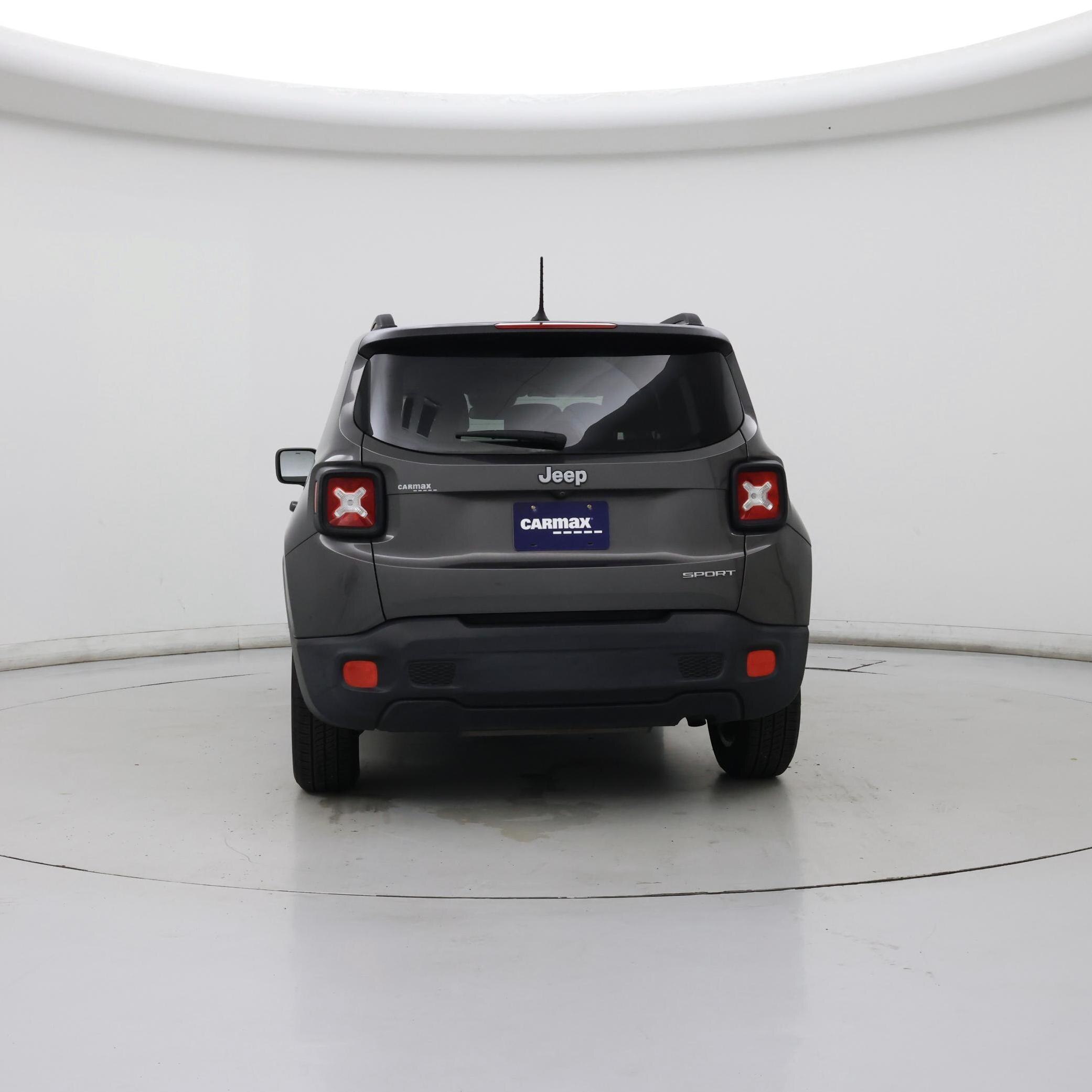 Thumbnail: 2016 Jeep Renegade - 6