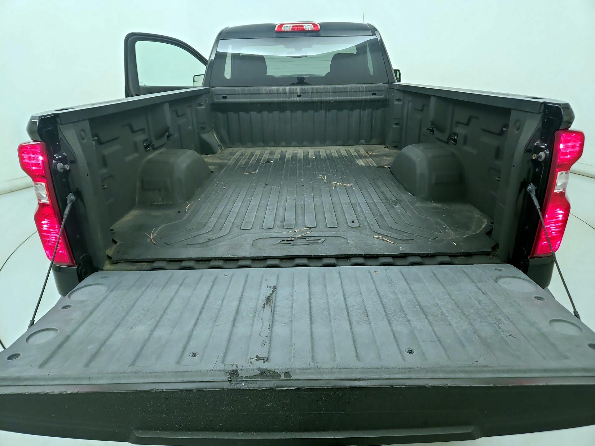 Thumbnail: 2019 Chevrolet Silverado 1500 - 19