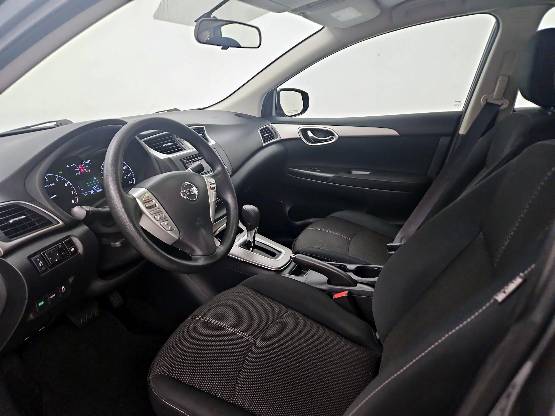 Thumbnail: 2015 Nissan Sentra - 11