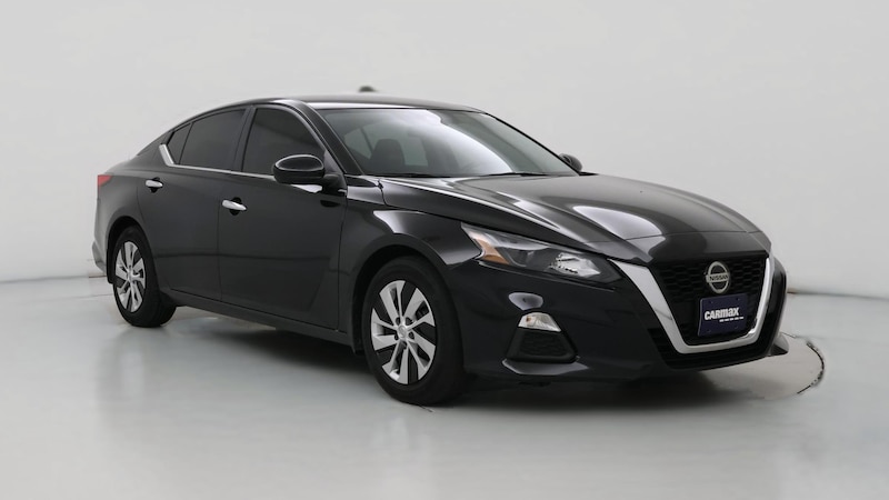 2022 Nissan Altima S Hero Image