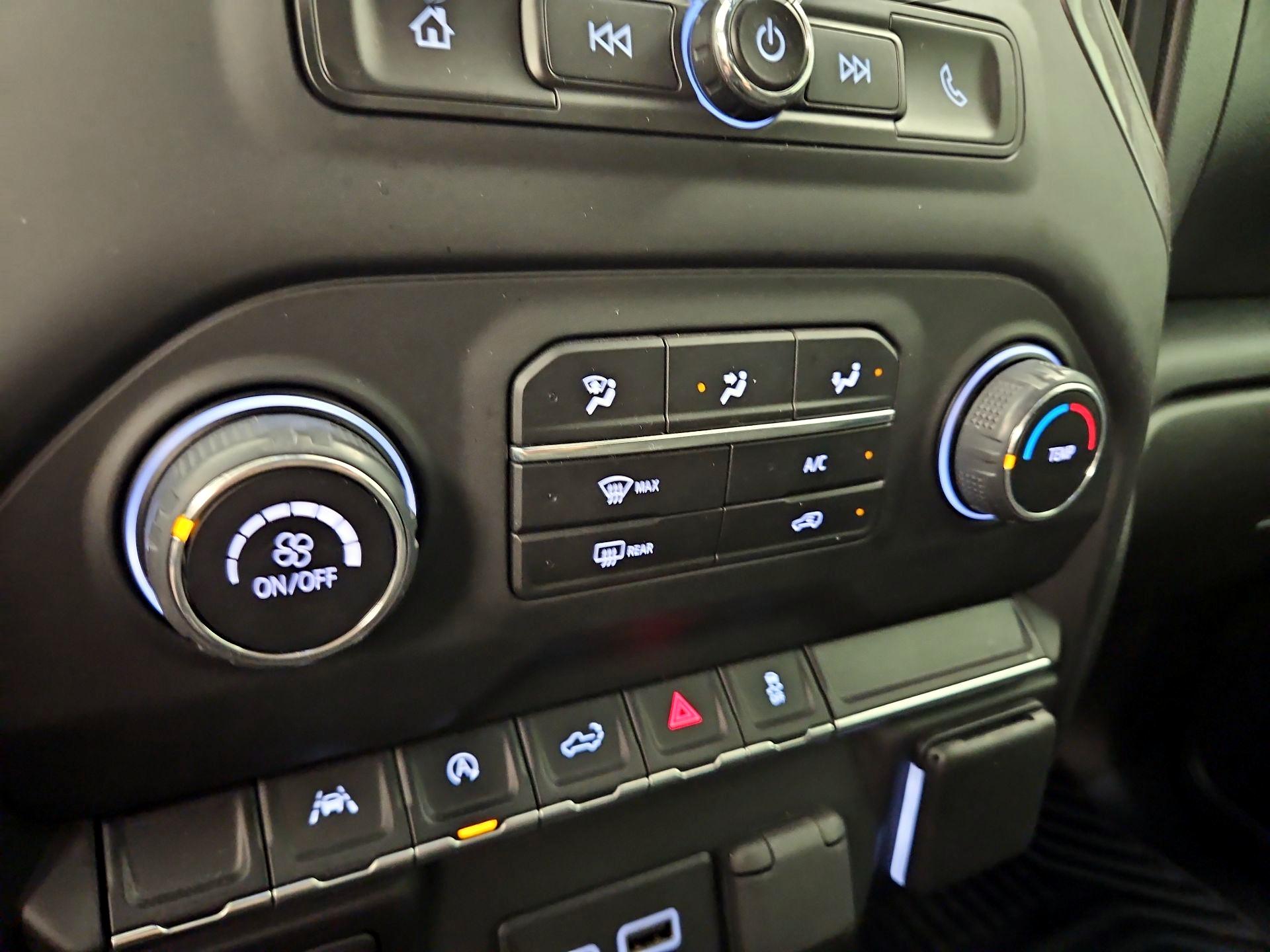 Thumbnail: 2022 Chevrolet Silverado 1500 - 16