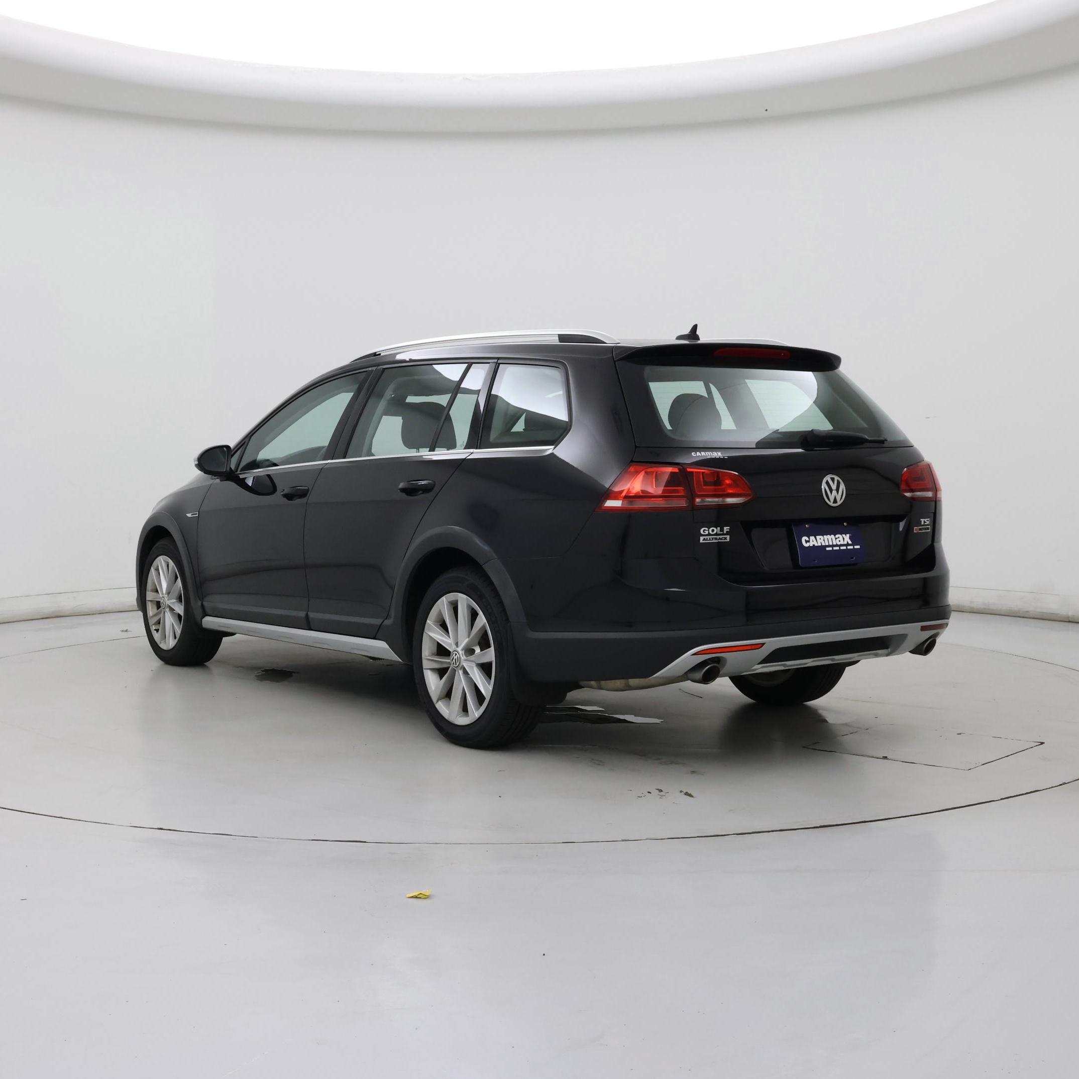 Thumbnail: 2017 Volkswagen Golf - 2