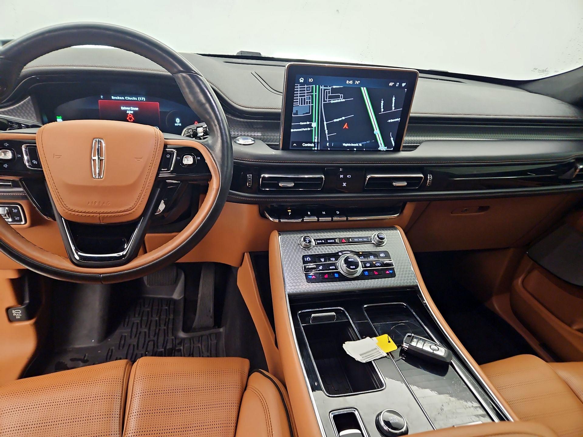 Thumbnail: 2020 Lincoln Aviator - 9