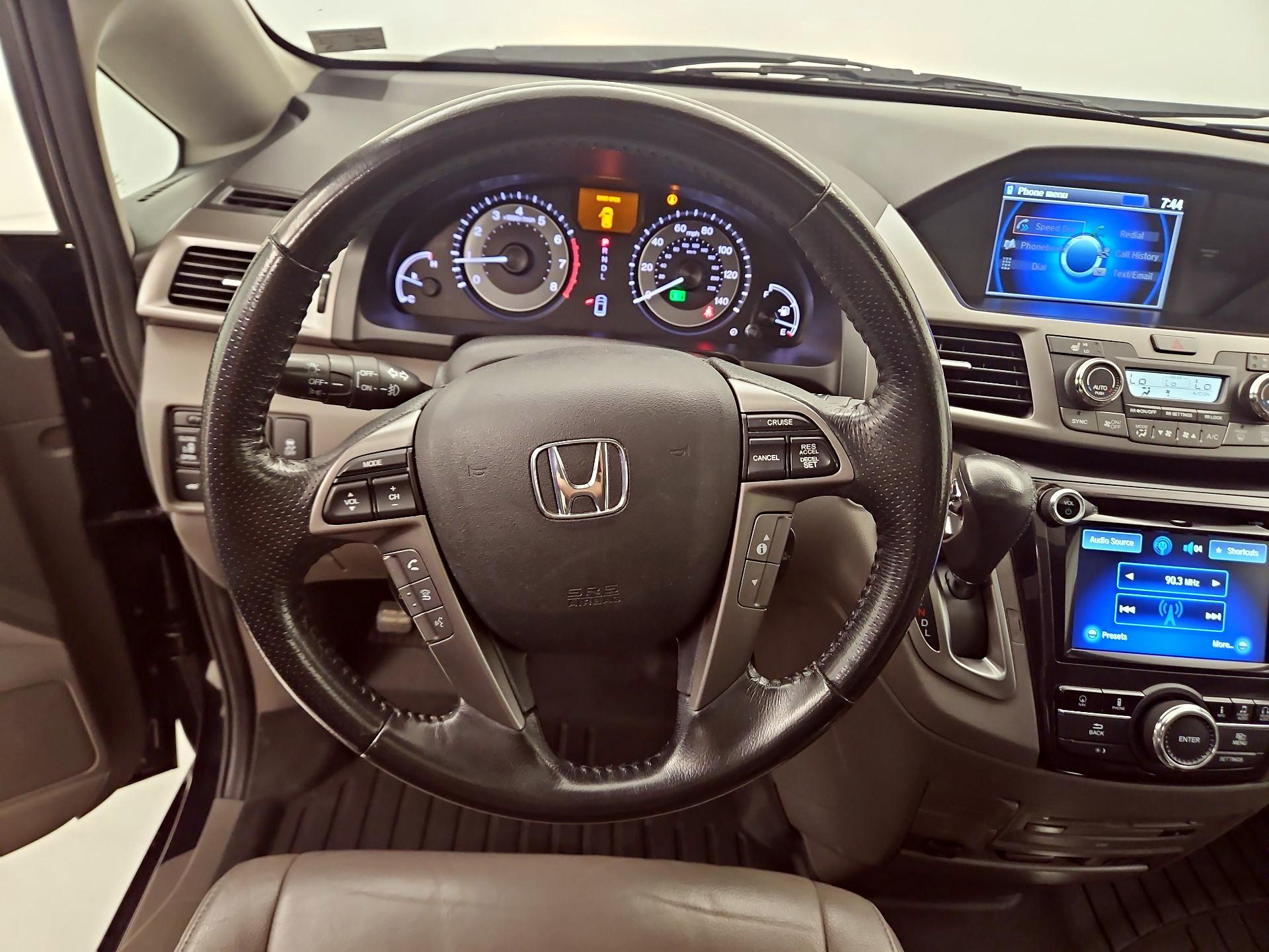 Thumbnail: 2016 Honda Odyssey - 10