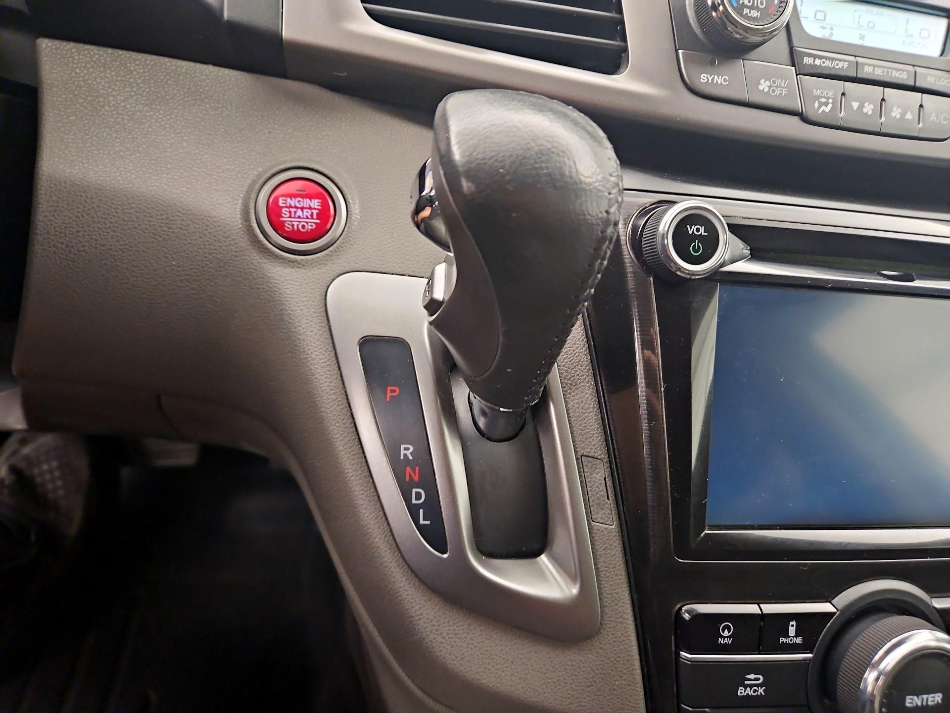 Thumbnail: 2016 Honda Odyssey - 17