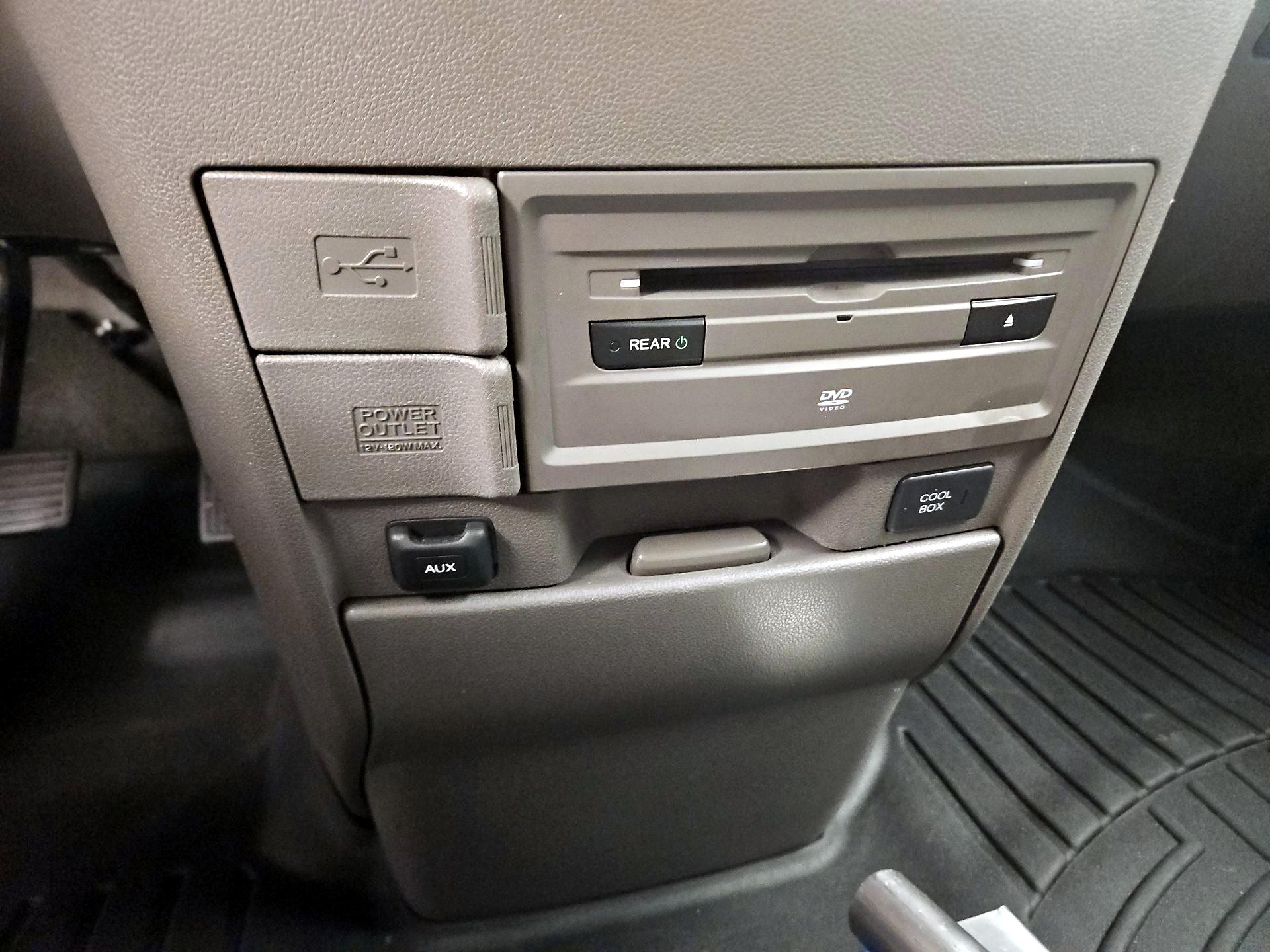 Thumbnail: 2016 Honda Odyssey - 18