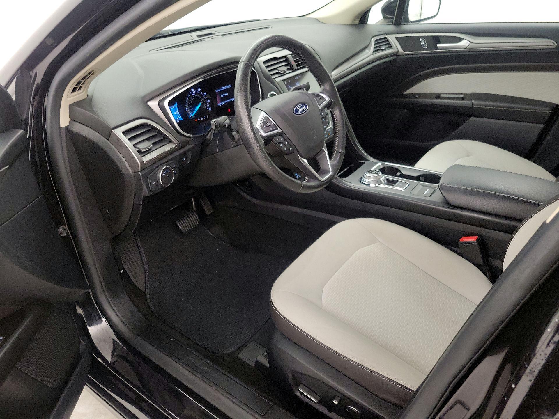 Thumbnail: 2019 Ford Fusion - 11