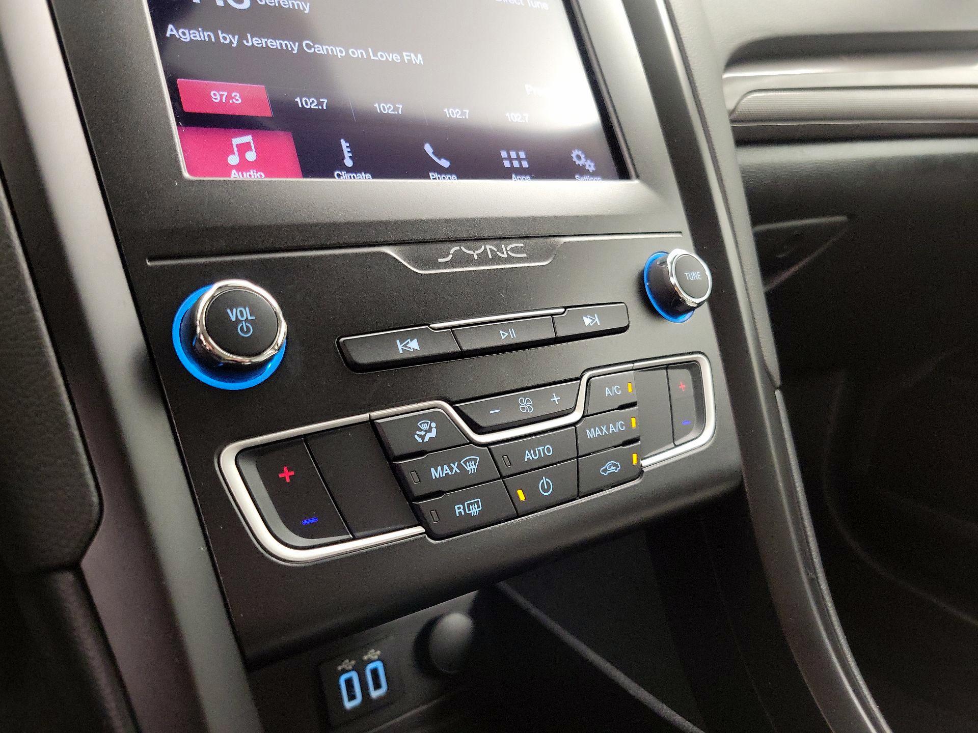 Thumbnail: 2019 Ford Fusion - 16