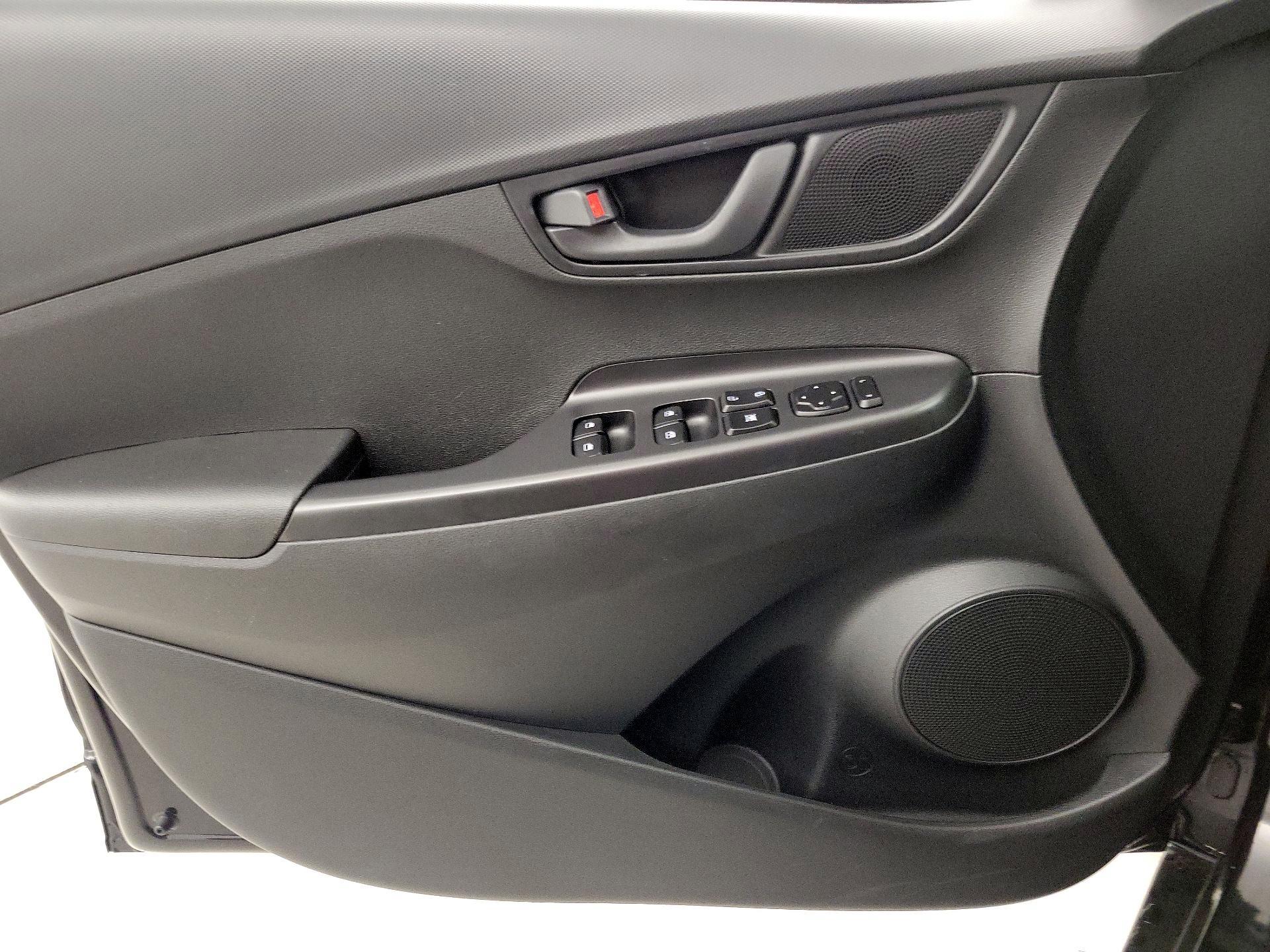 Thumbnail: 2019 Hyundai Kona - 12