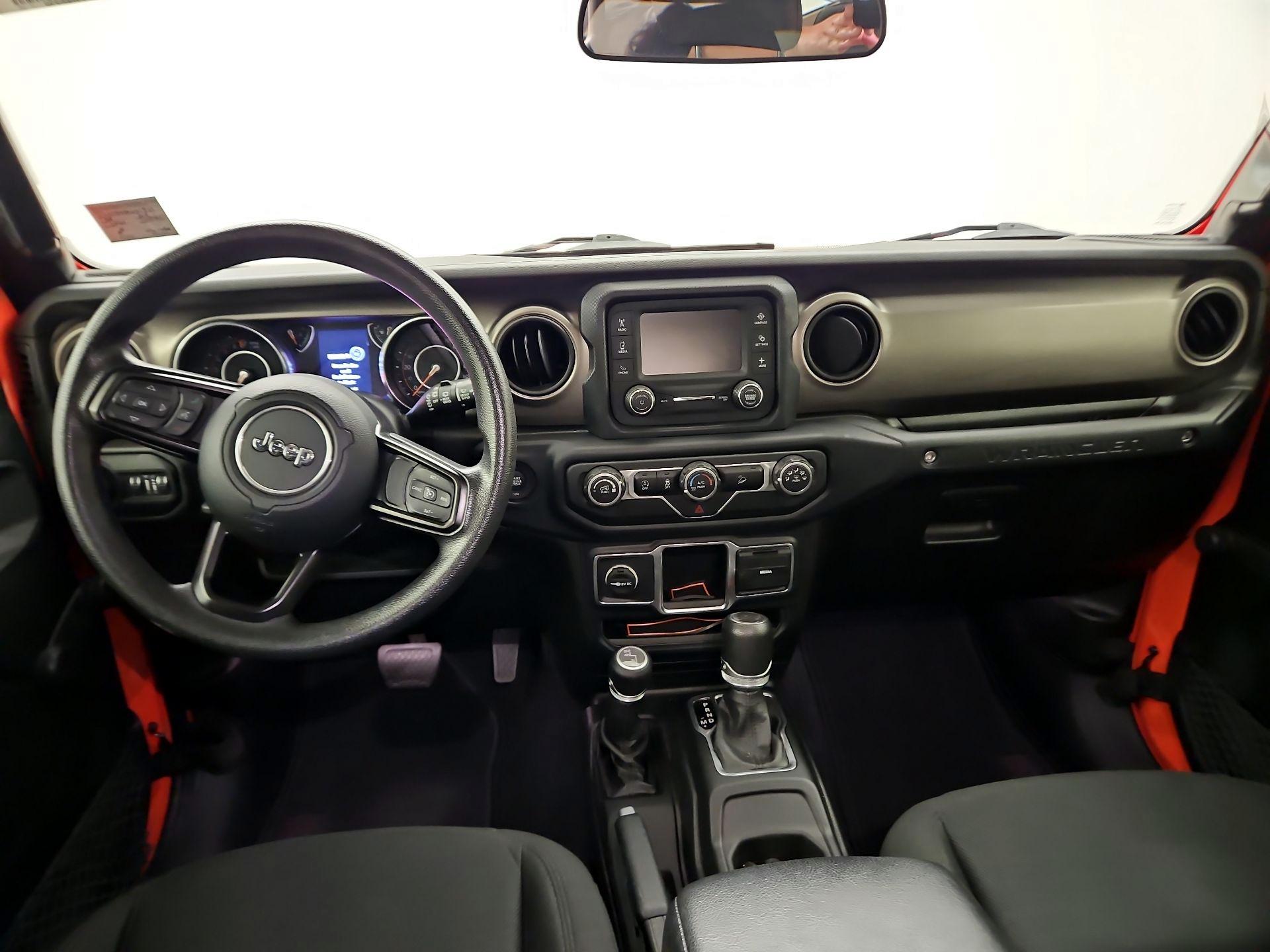 Thumbnail: 2019 Jeep Wrangler - 9