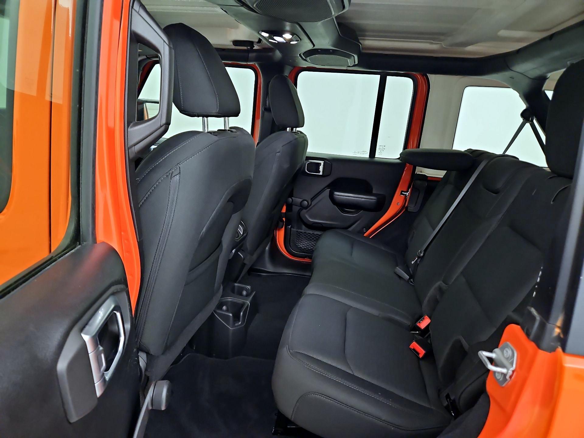 Thumbnail: 2019 Jeep Wrangler - 19