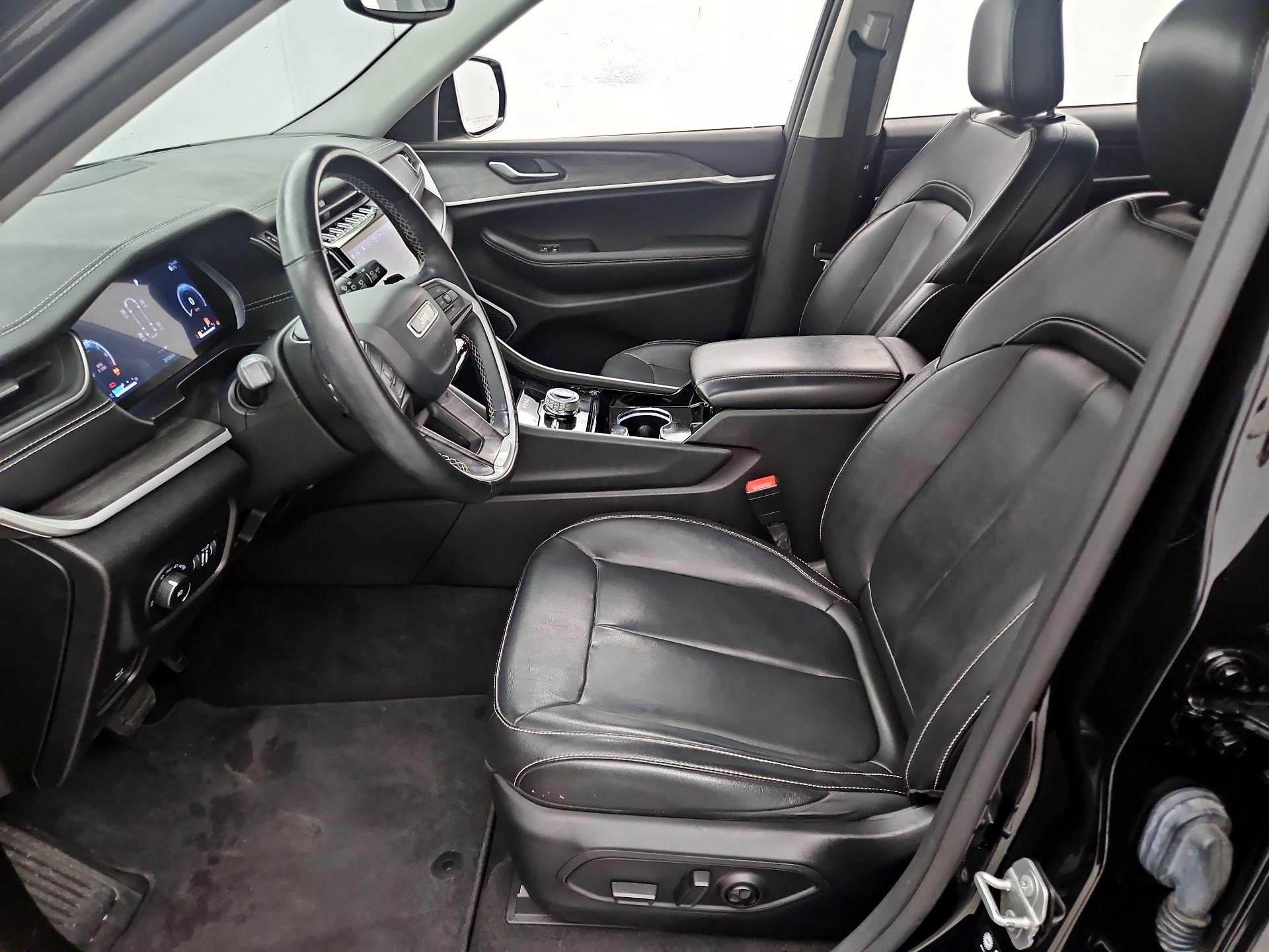 Thumbnail: 2021 Jeep Grand Cherokee L - 11