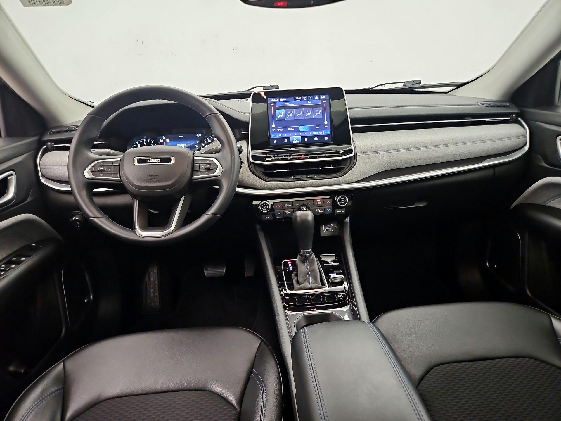 Thumbnail: 2022 Jeep Compass - 9