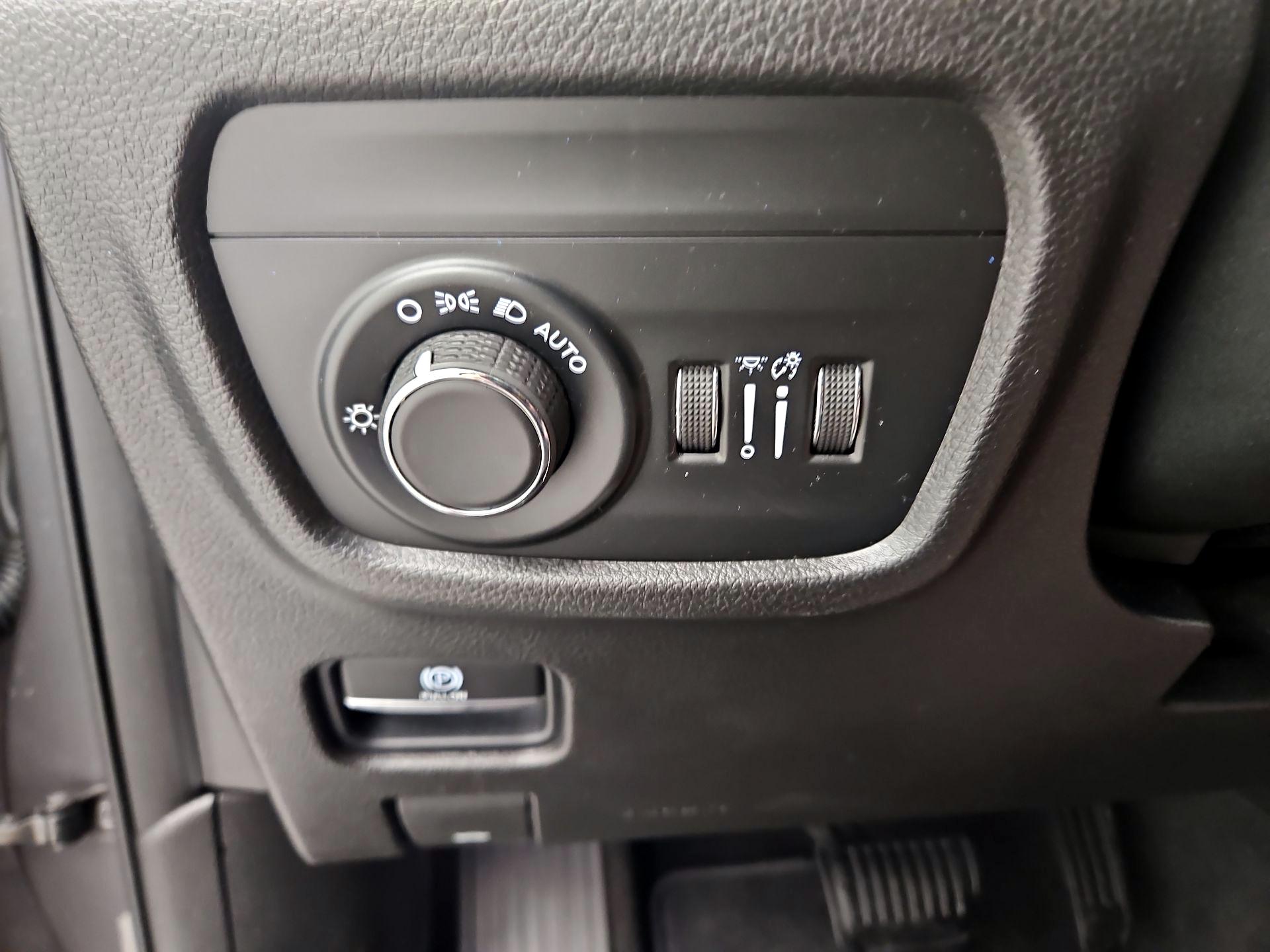 Thumbnail: 2021 Jeep Grand Cherokee L - 13