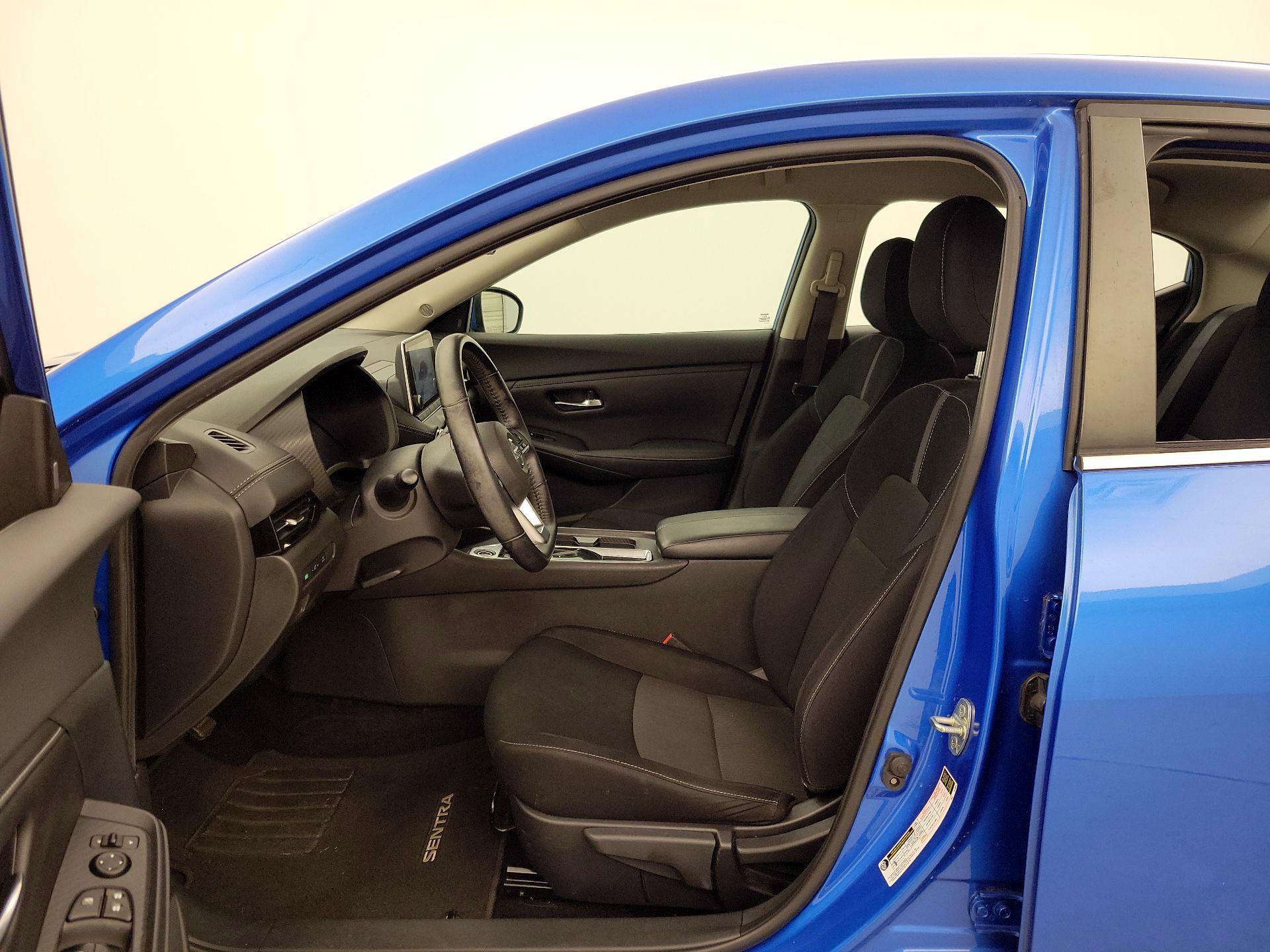 Thumbnail: 2020 Nissan Sentra - 11