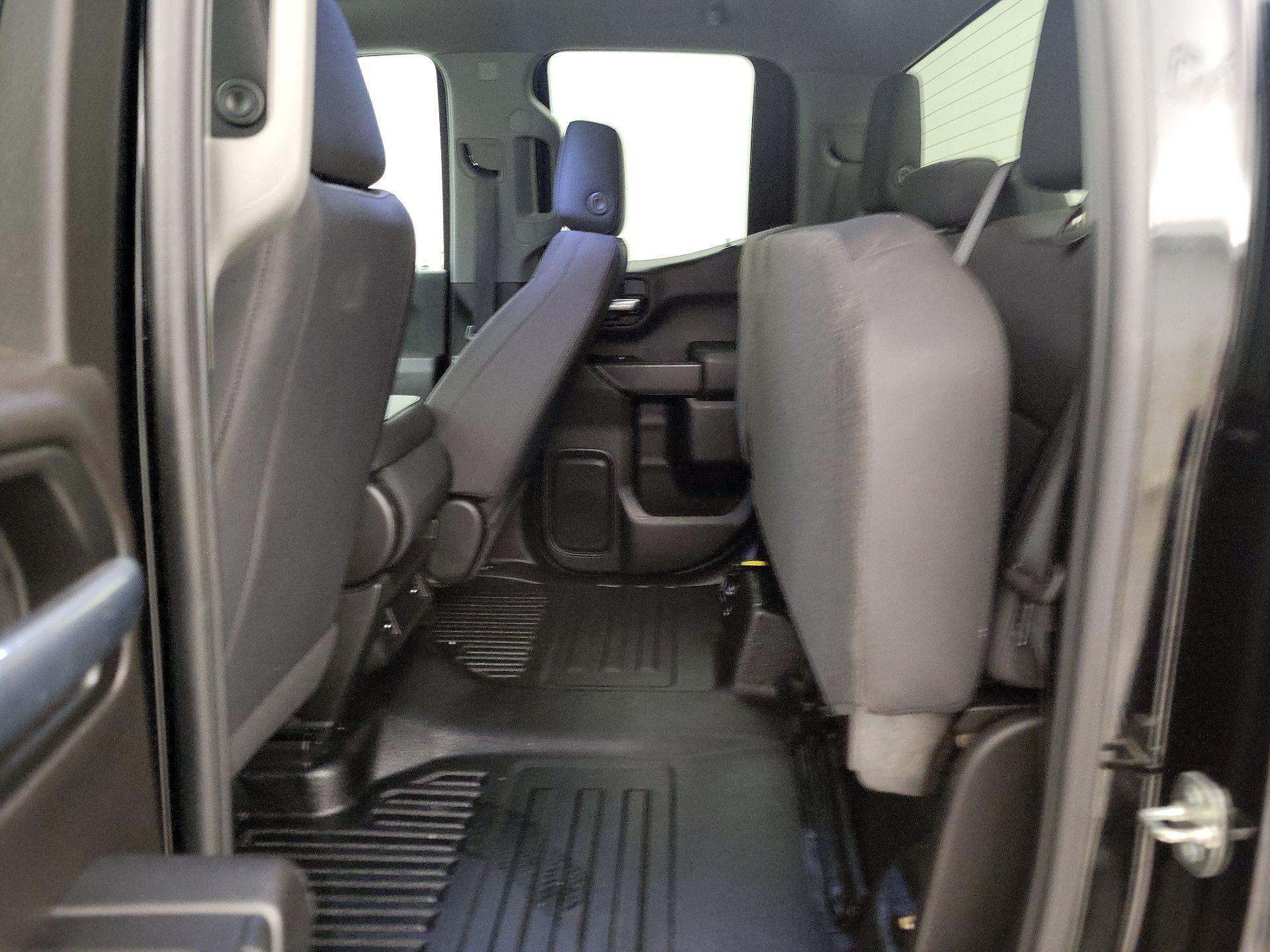 Thumbnail: 2020 Chevrolet Silverado 1500 - 19