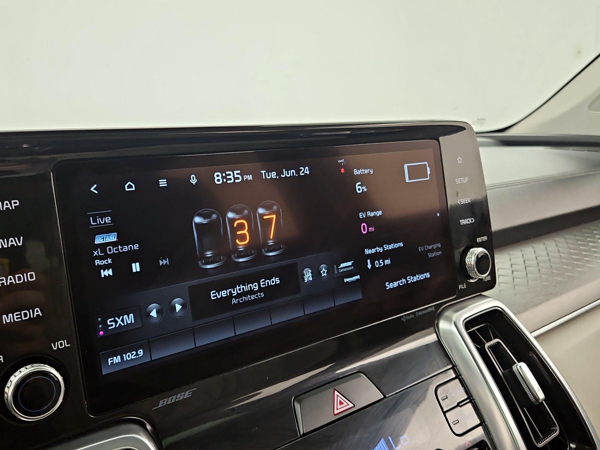Thumbnail: 2022 Kia Sorento - 16